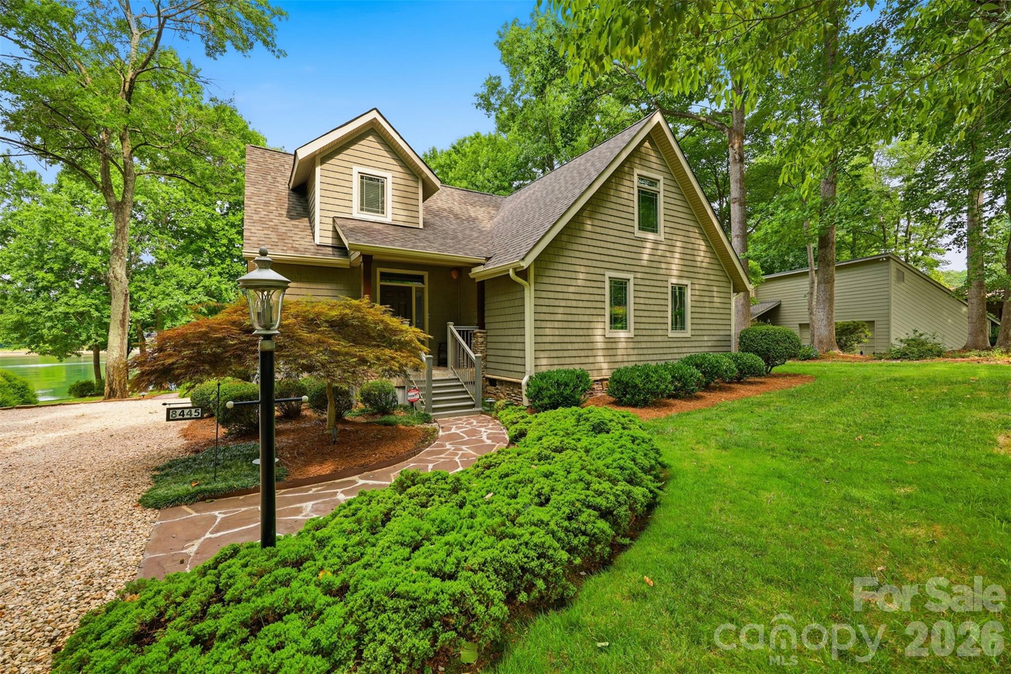 8445 Timberlake Lane — Terrell
