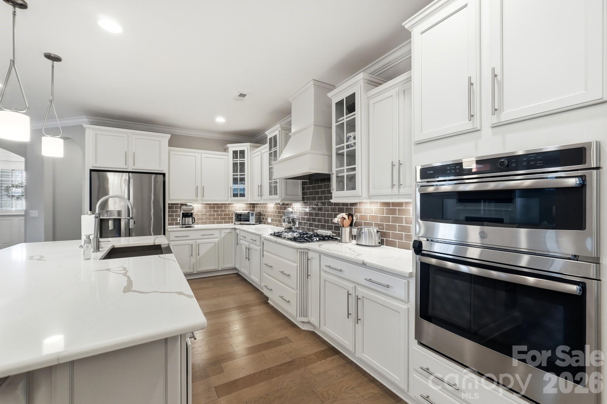 5012 Vita Way — Belmont