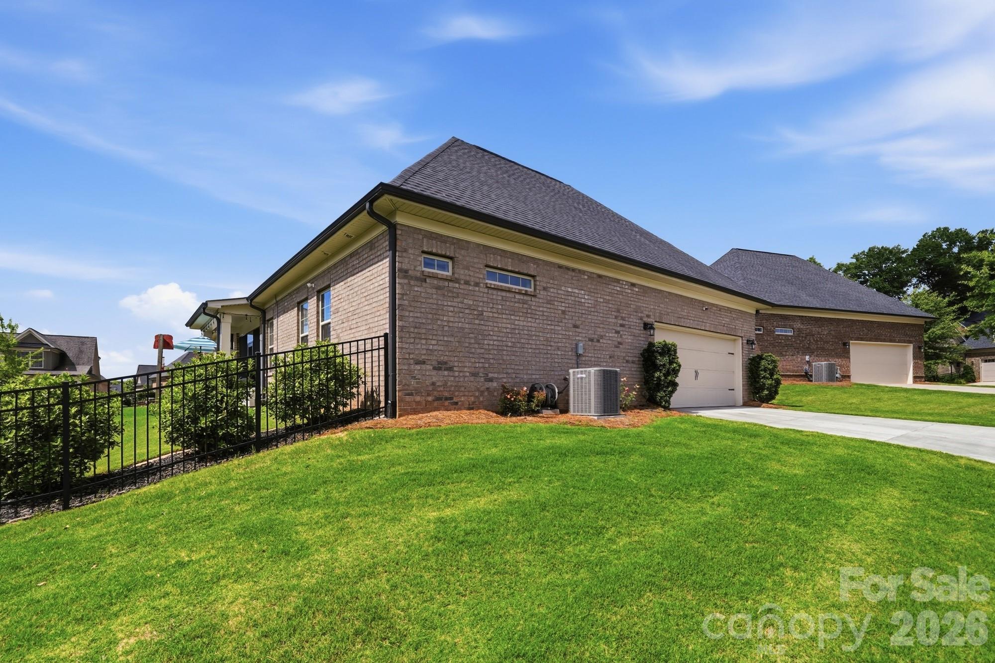 5012 Vita Way — Belmont