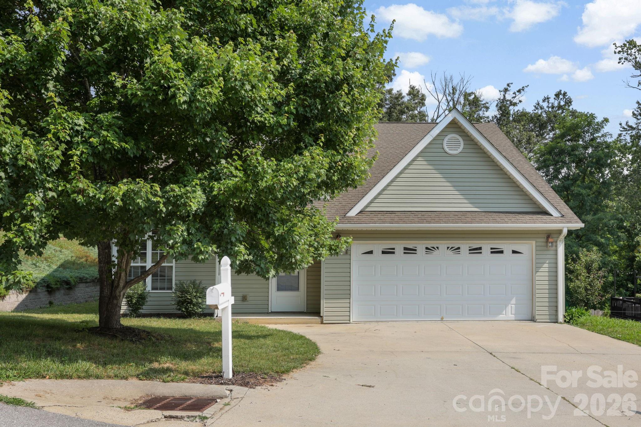 50 Ridgeland Lane — Asheville