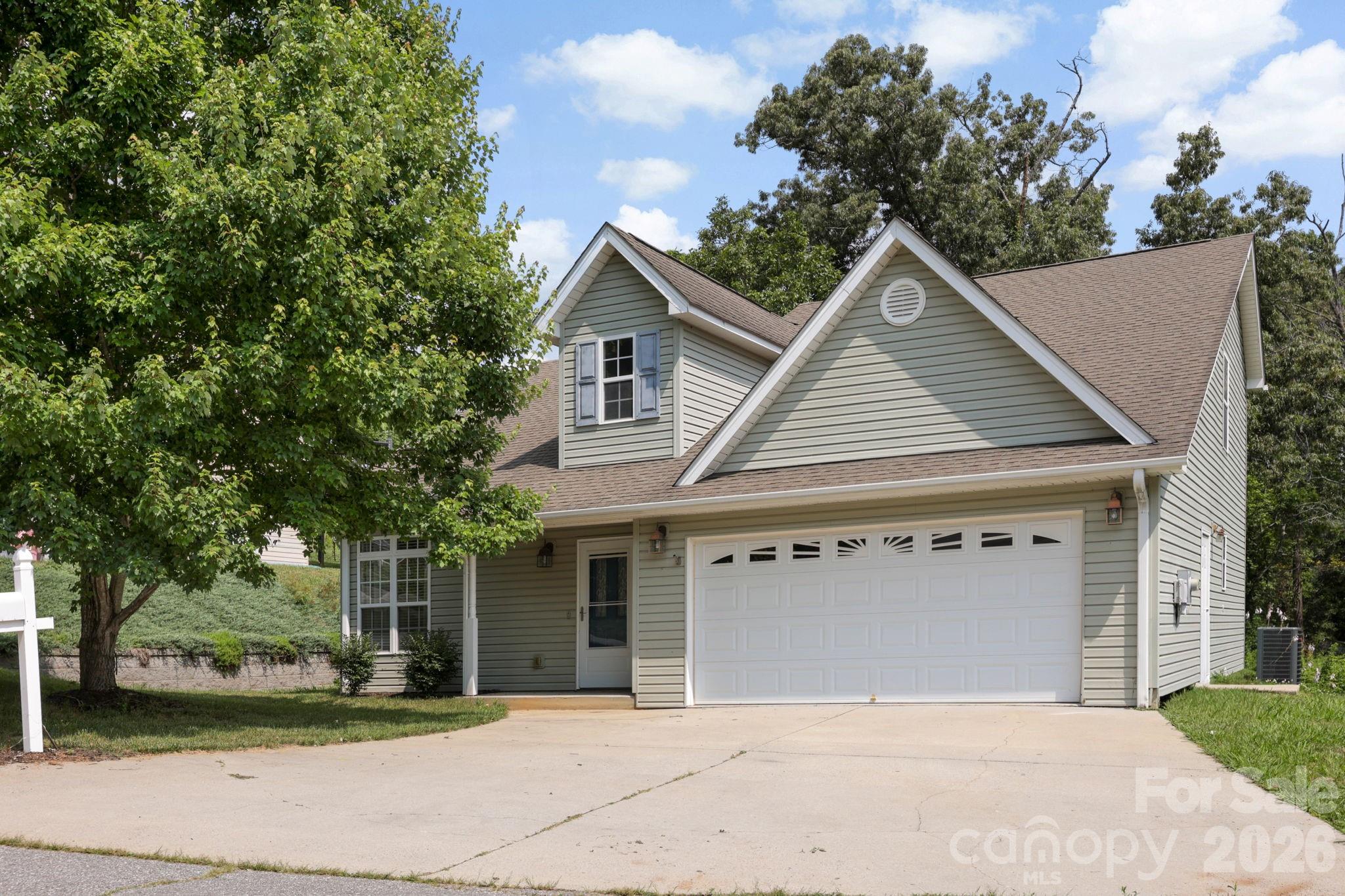 50 Ridgeland Lane — Asheville