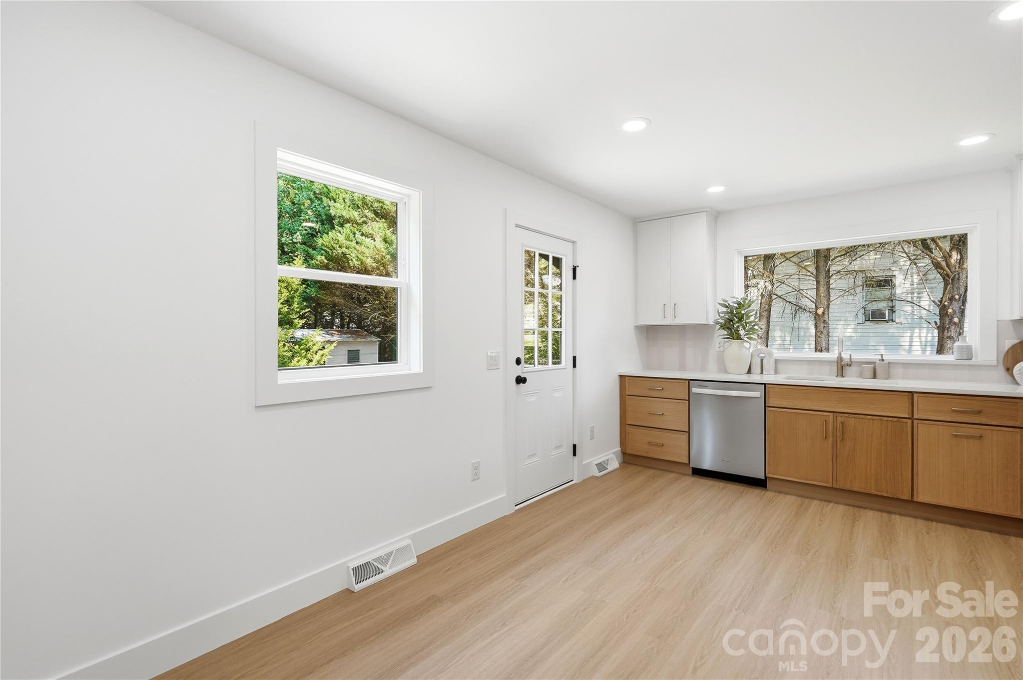 408 Rhyne Street — Stanley