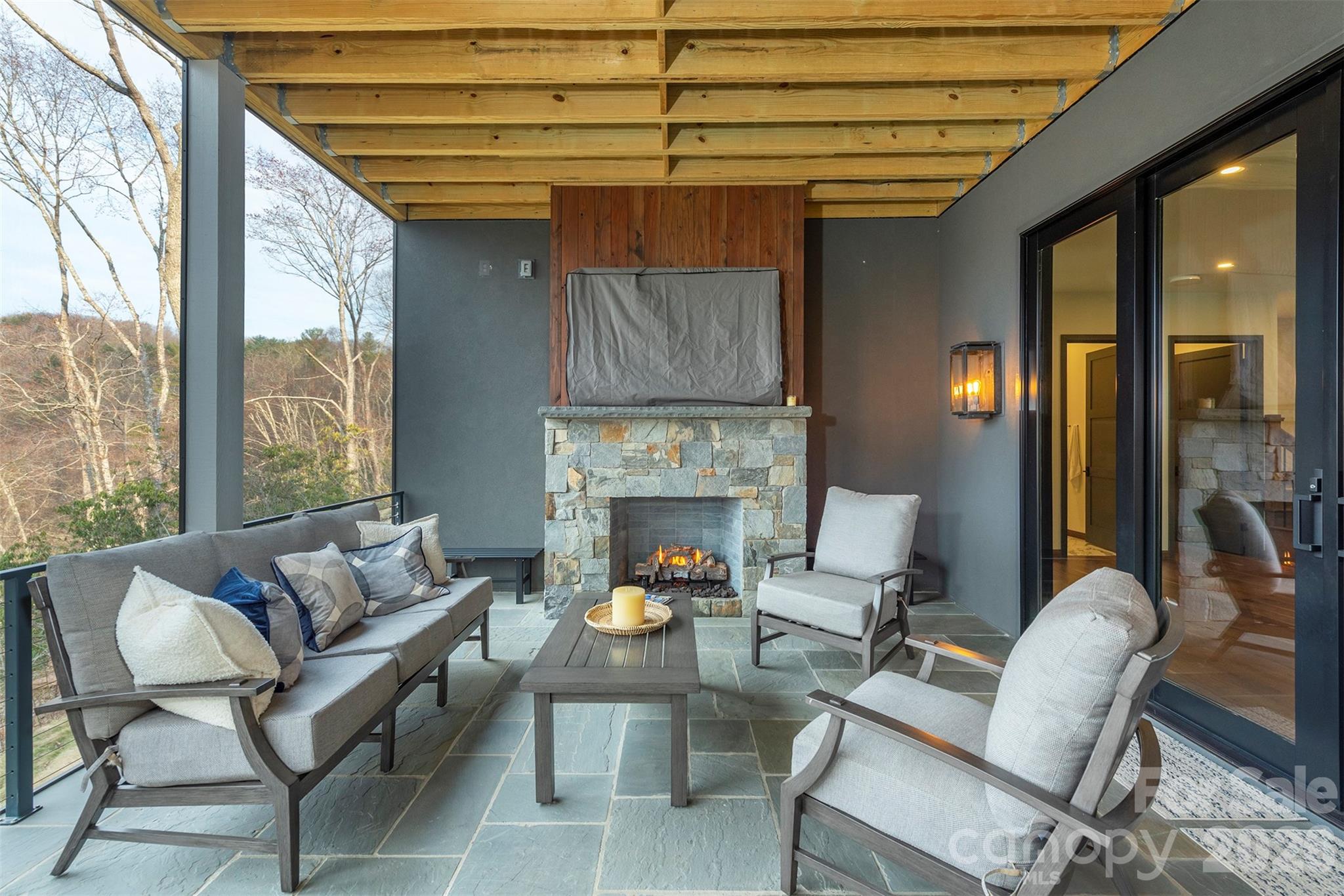 158 Riverbend Forest Drive — Asheville
