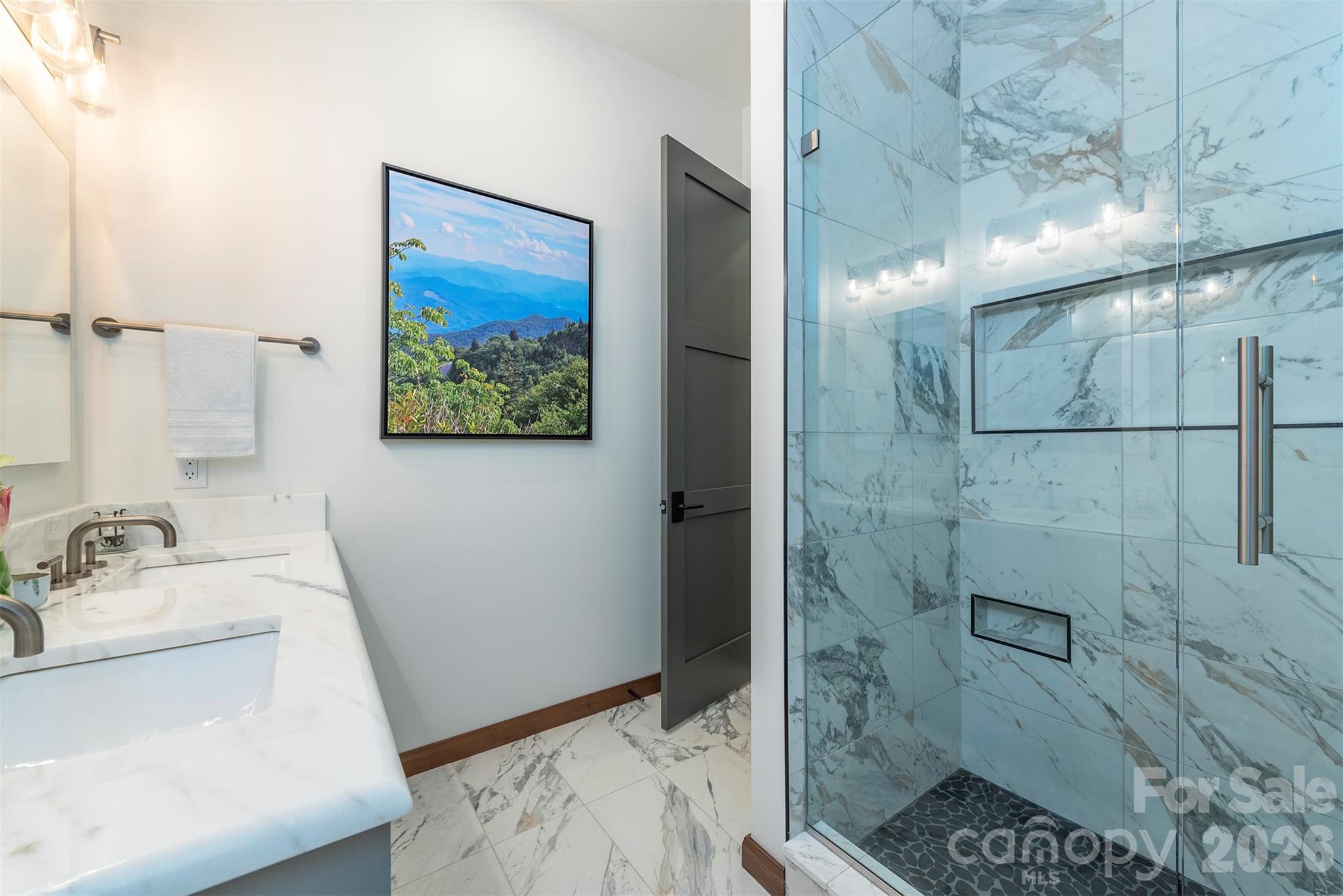 158 Riverbend Forest Drive — Asheville