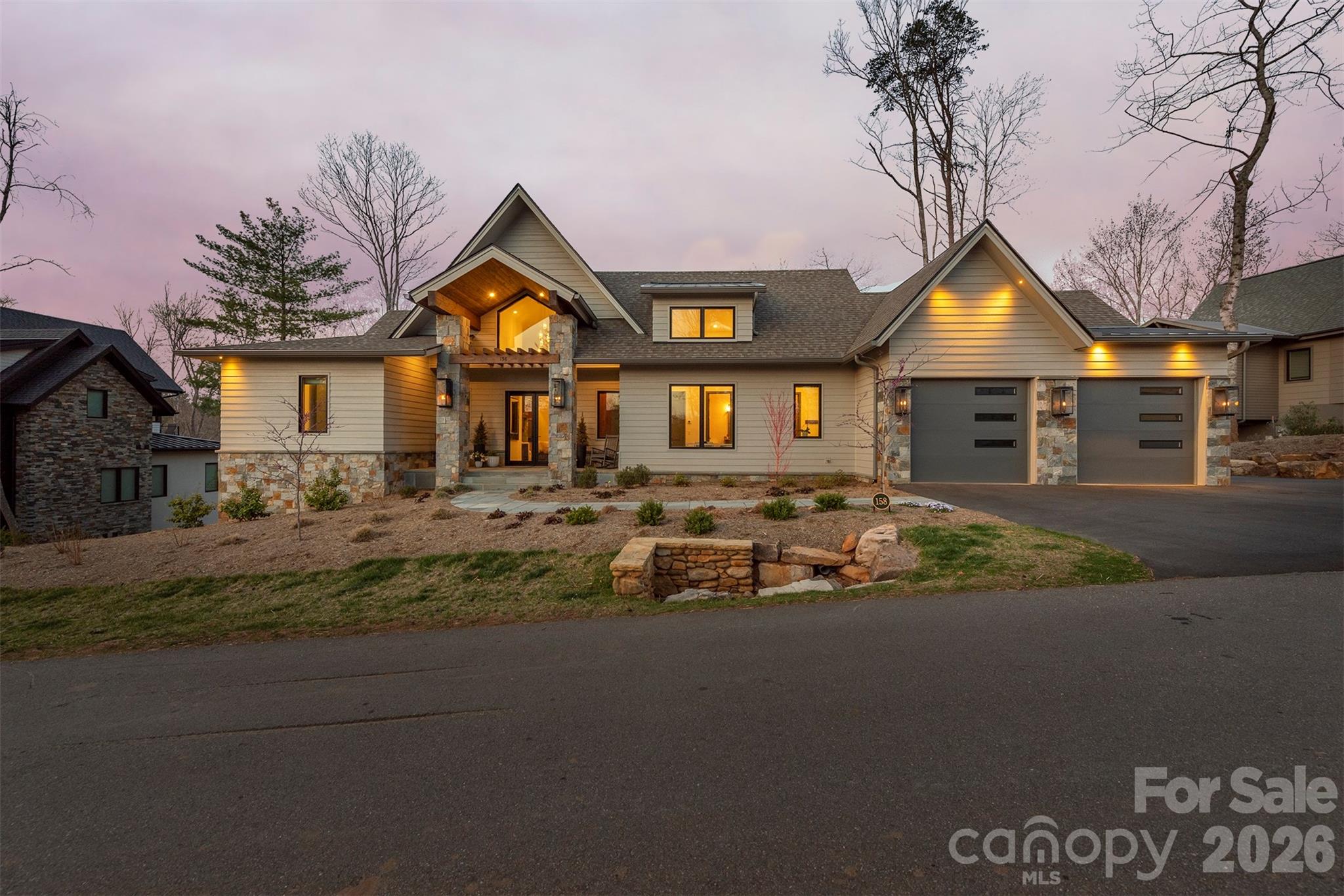 158 Riverbend Forest Drive — Asheville