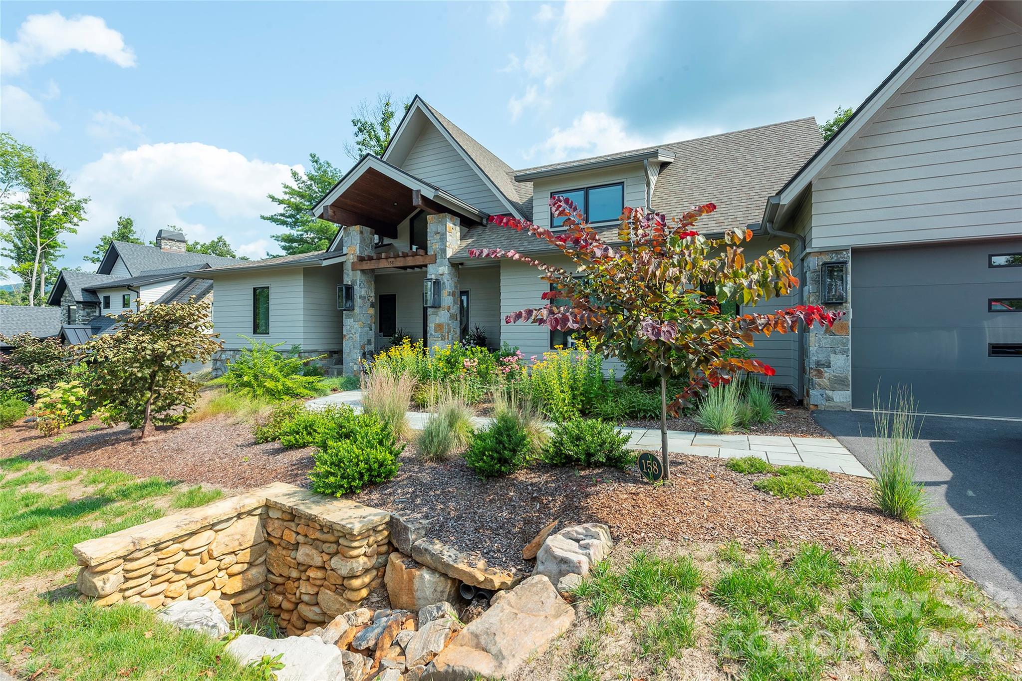 158 Riverbend Forest Drive — Asheville