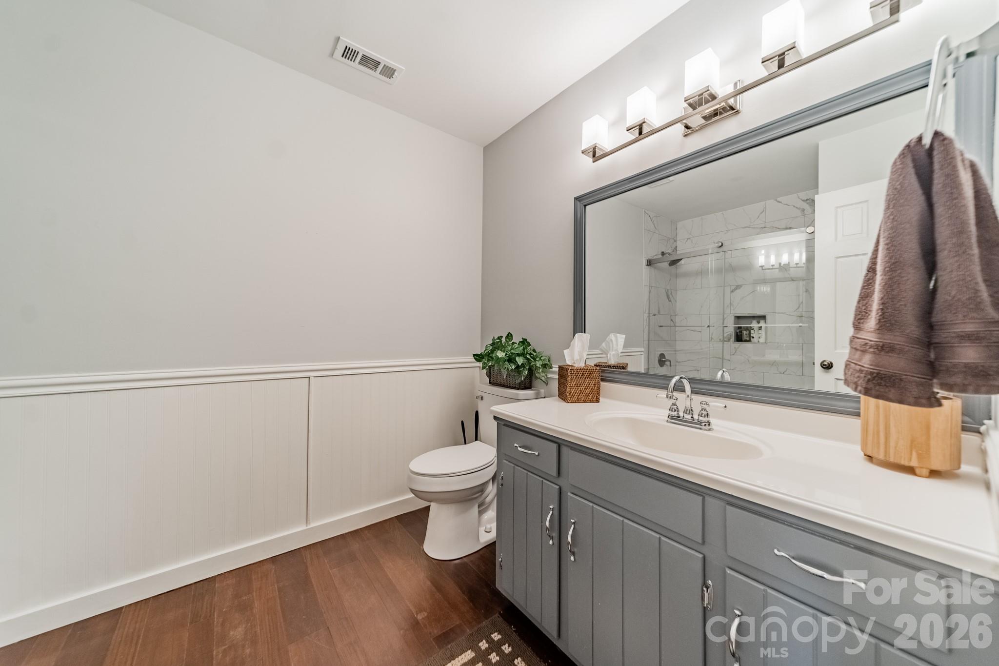 7400 Sample Road — Huntersville