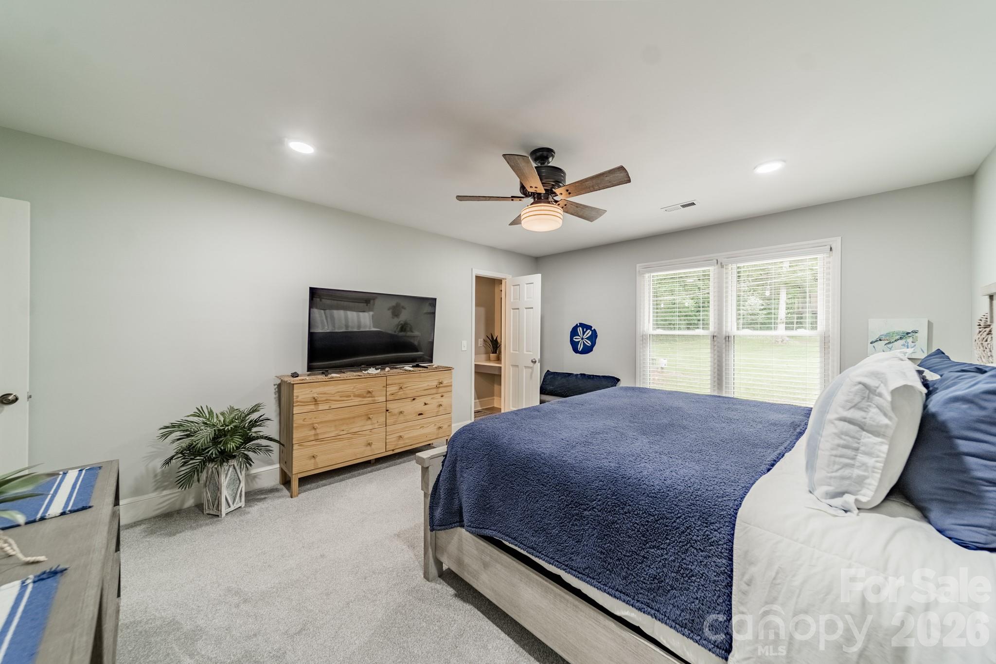 7400 Sample Road — Huntersville