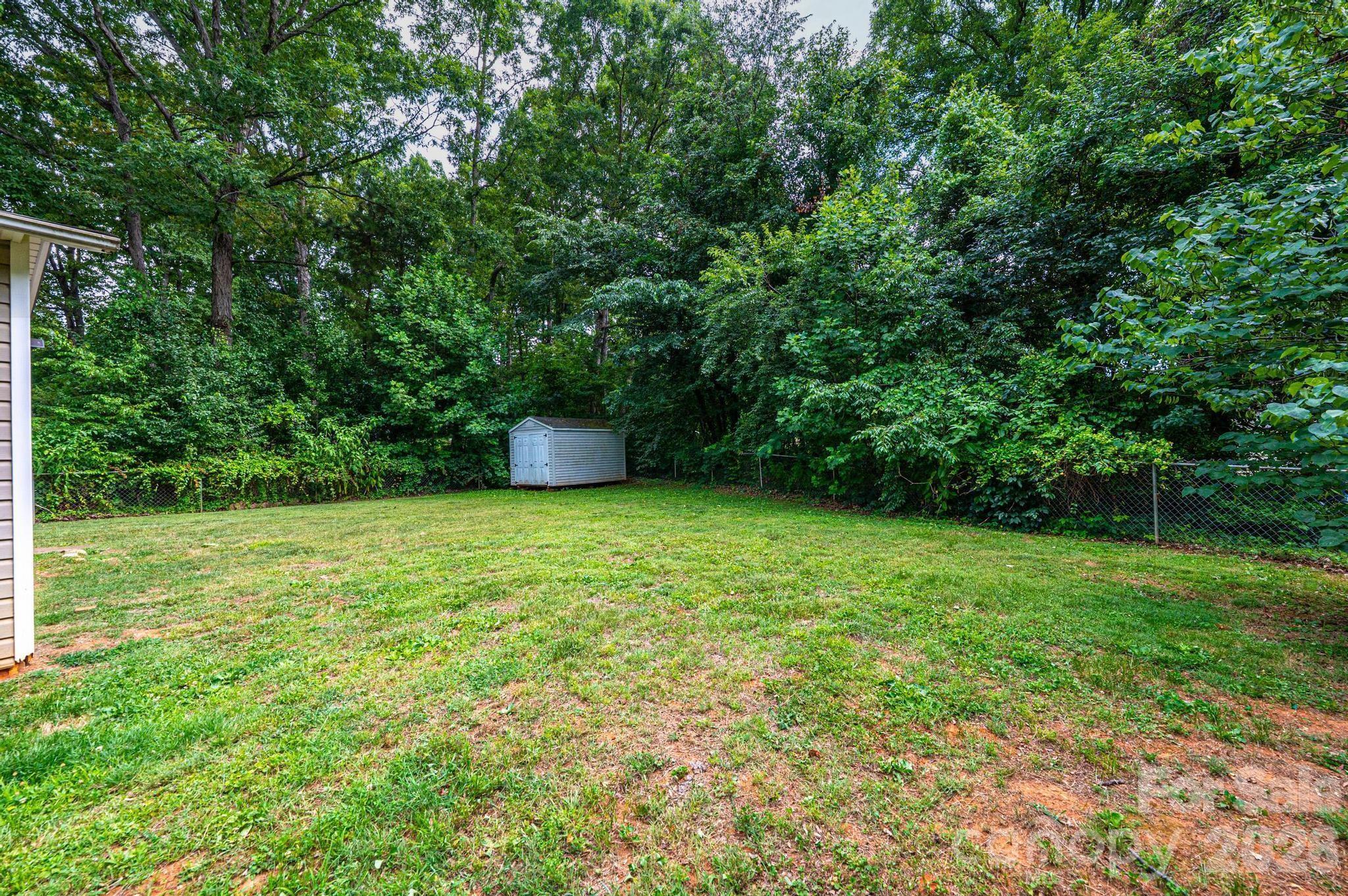 2729 Horseford Road — Lenoir