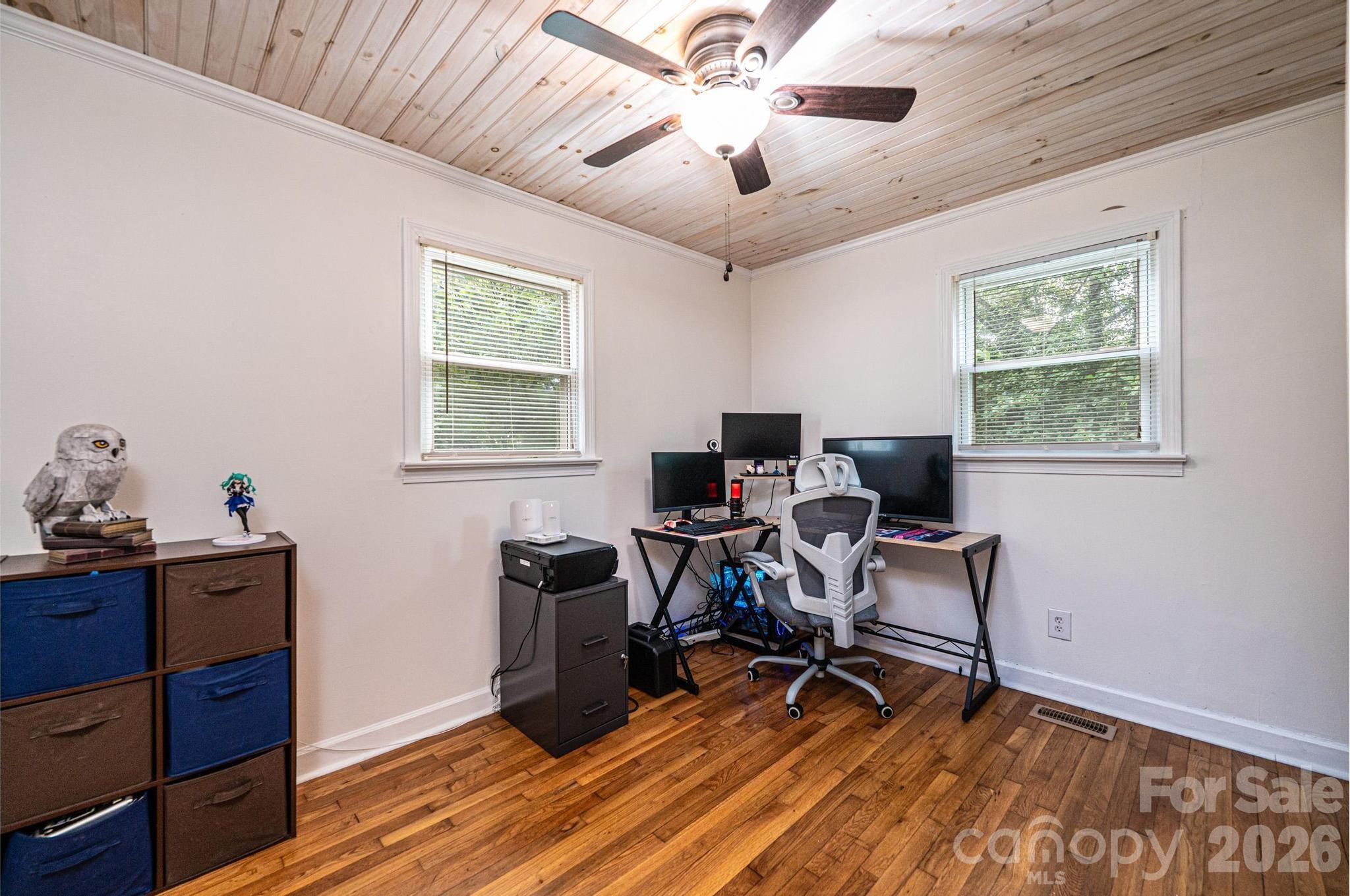 2729 Horseford Road — Lenoir