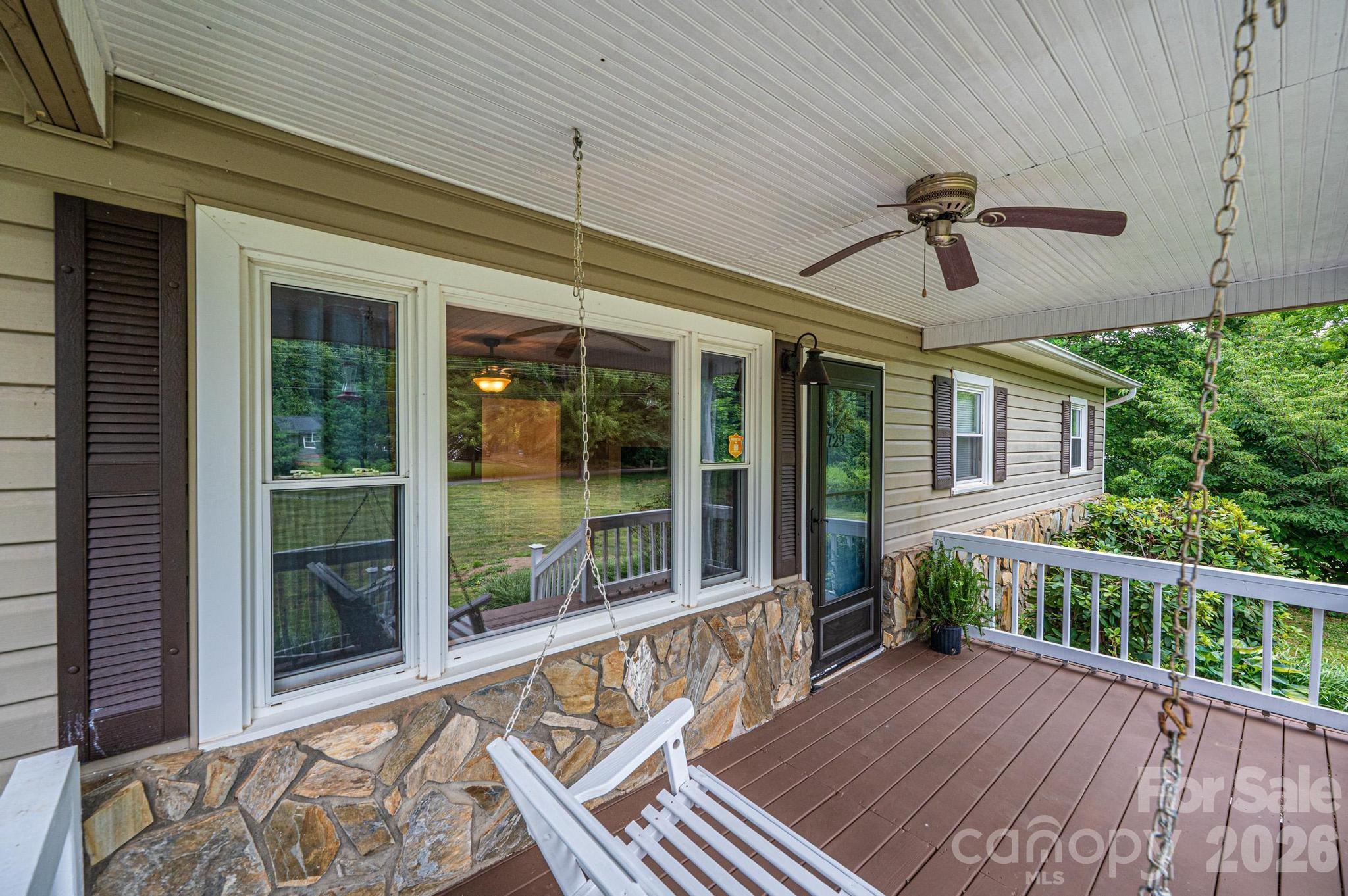 2729 Horseford Road — Lenoir
