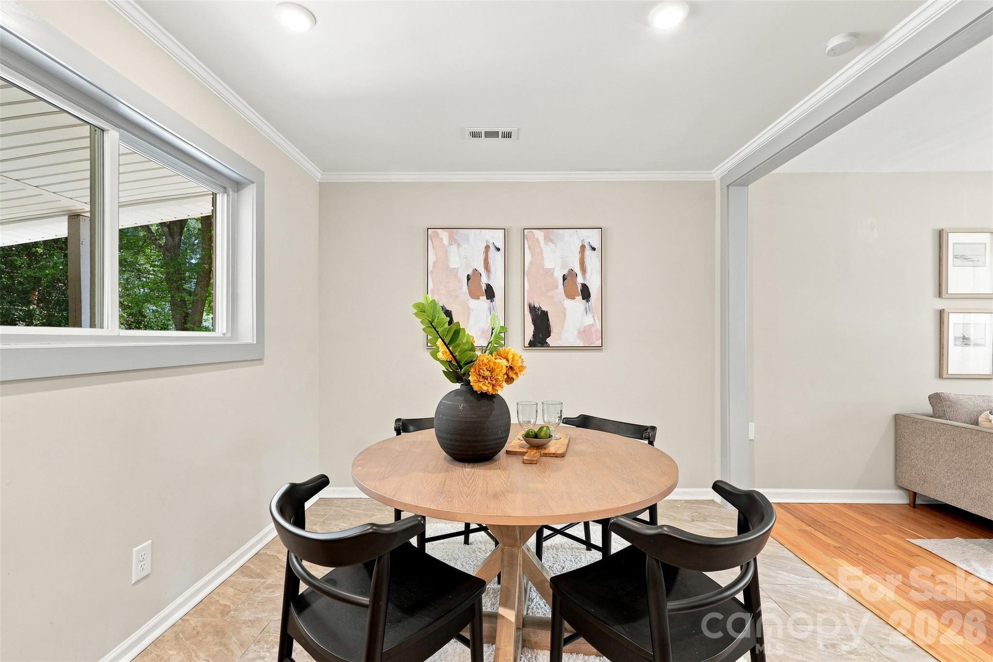 6805 Ellendale Drive — Charlotte
