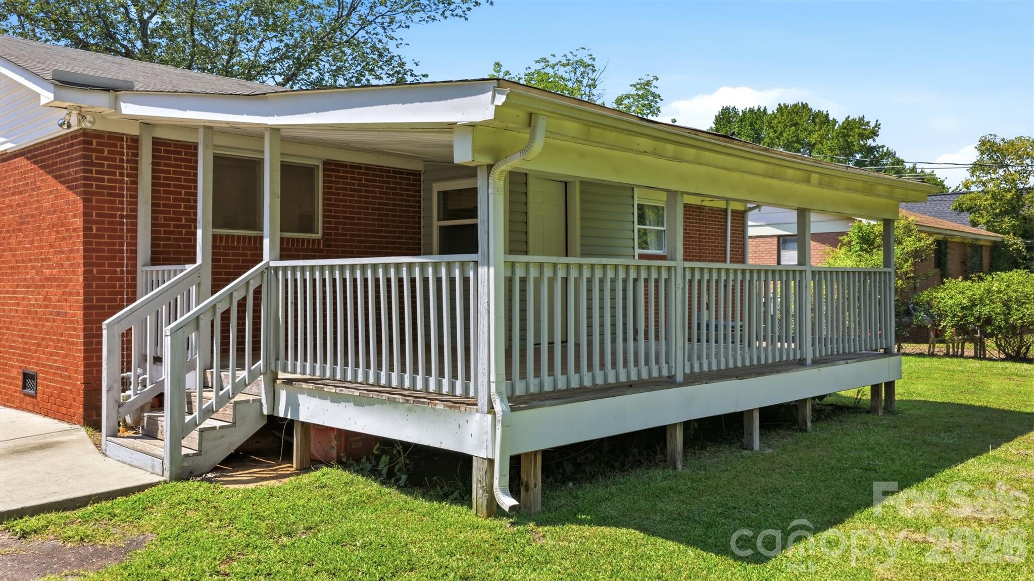 6805 Ellendale Drive — Charlotte