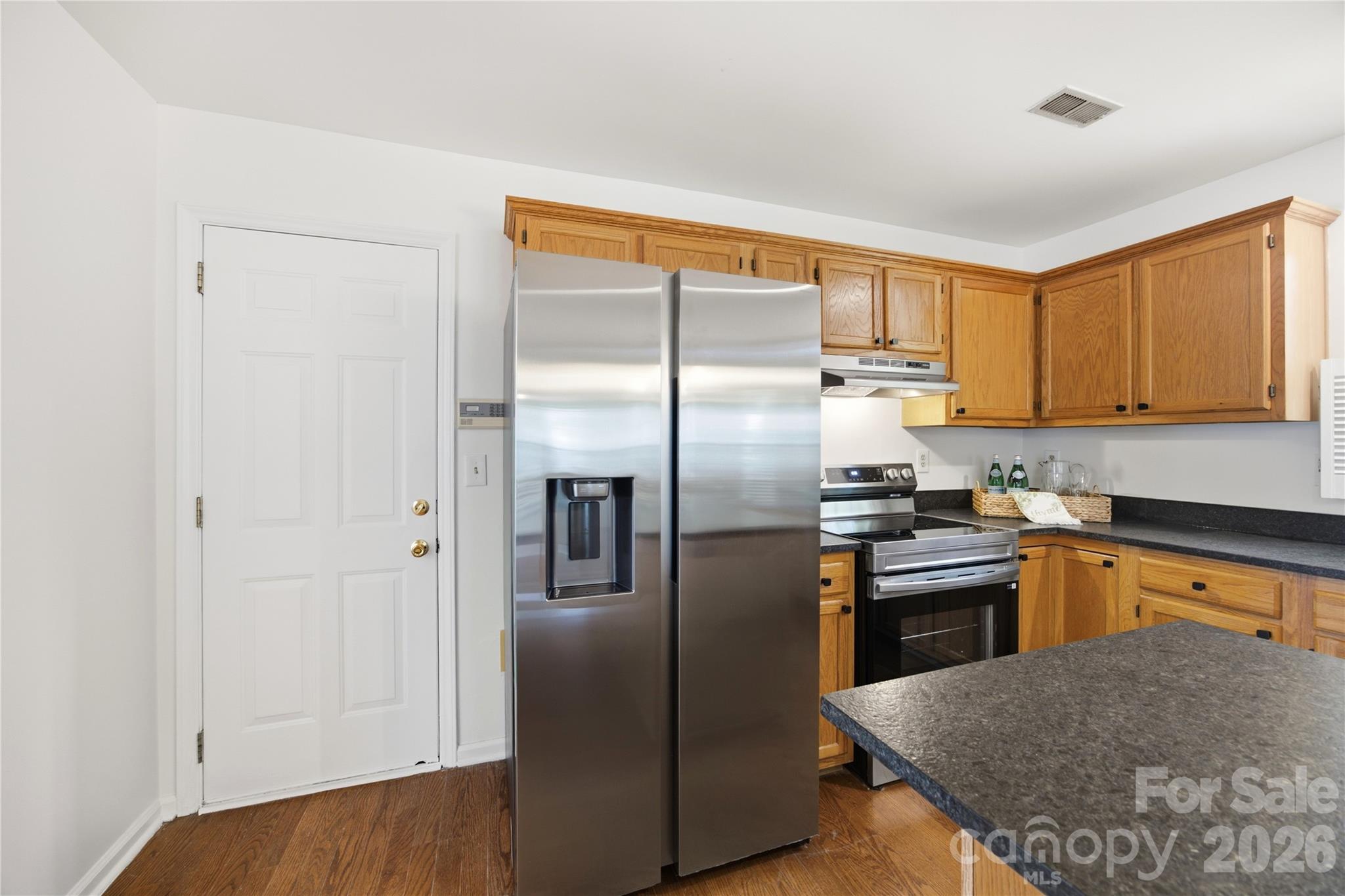 8802 Tarpan Court — Charlotte