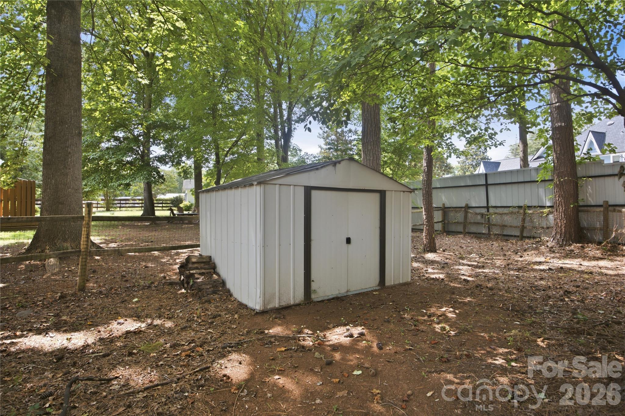 8802 Tarpan Court — Charlotte