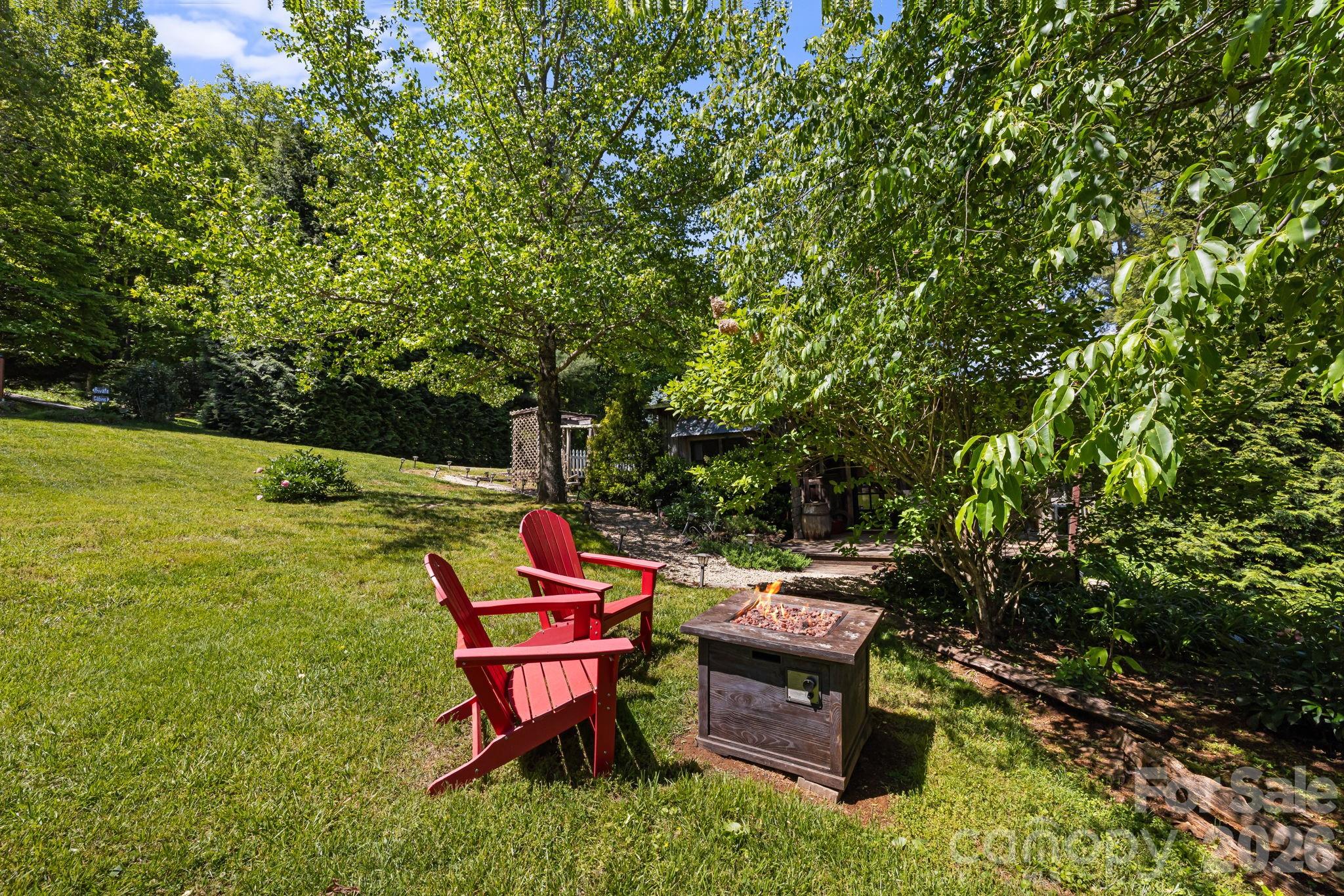 107  111 Hougie Heaven Lane — Franklin