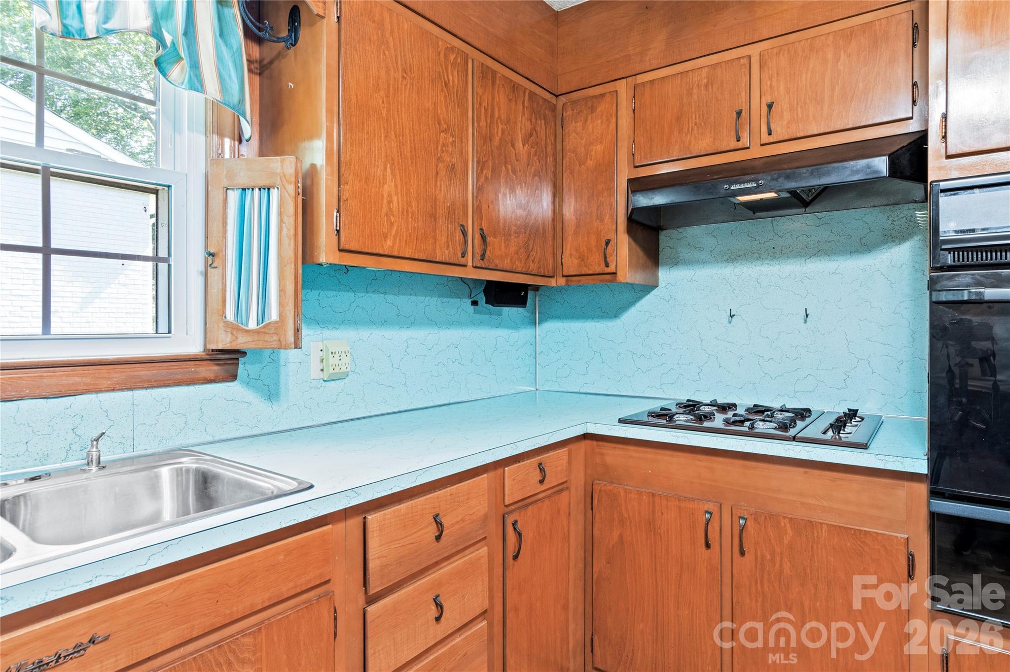 1604 Grantham Drive — High Point