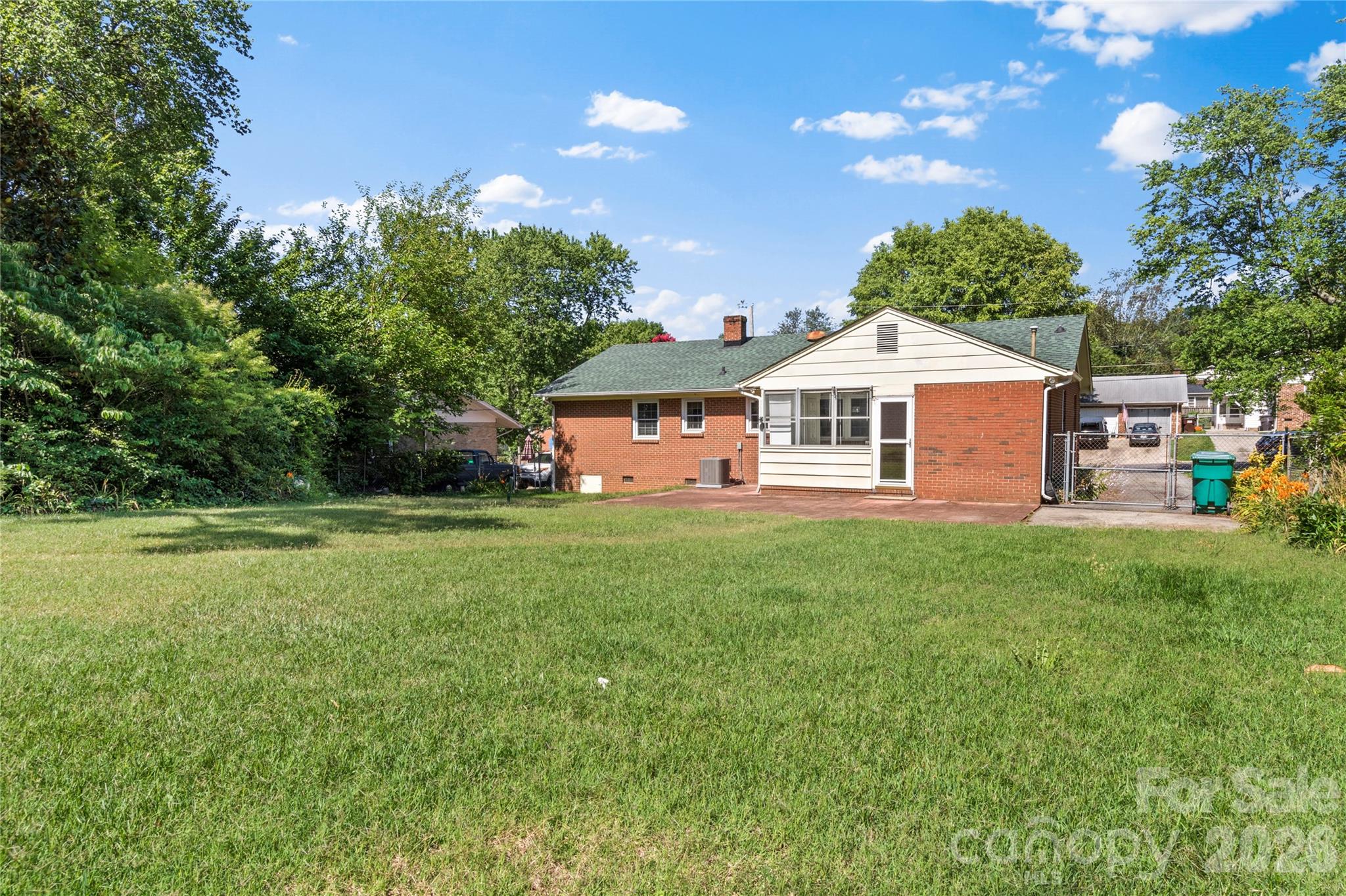 1604 Grantham Drive — High Point
