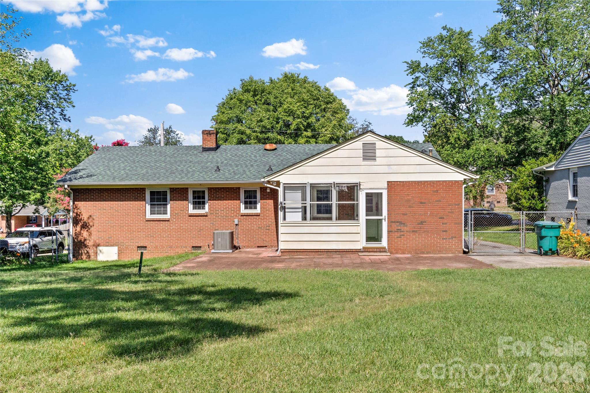 1604 Grantham Drive — High Point