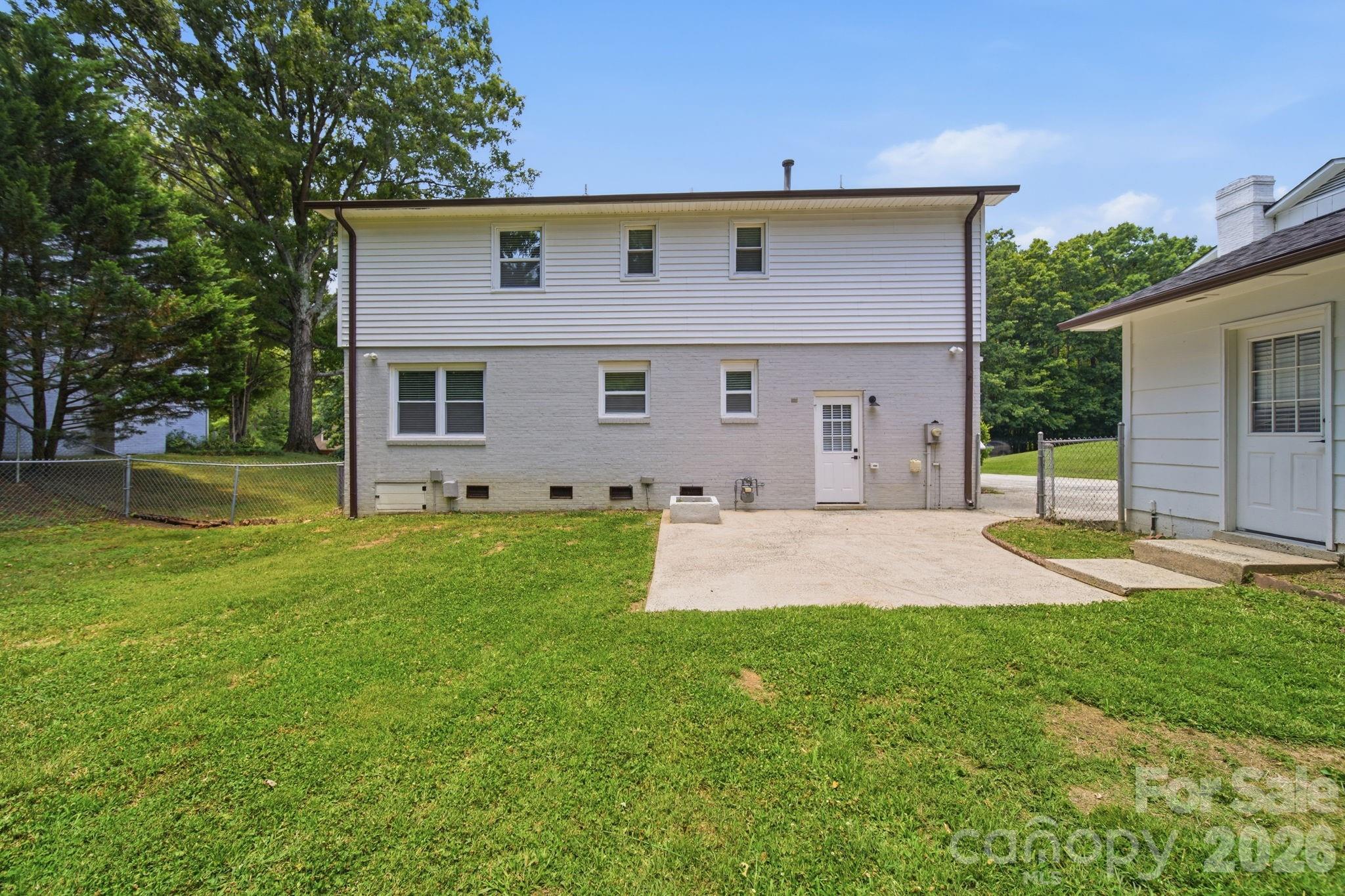 6319 Thermal Road — Charlotte
