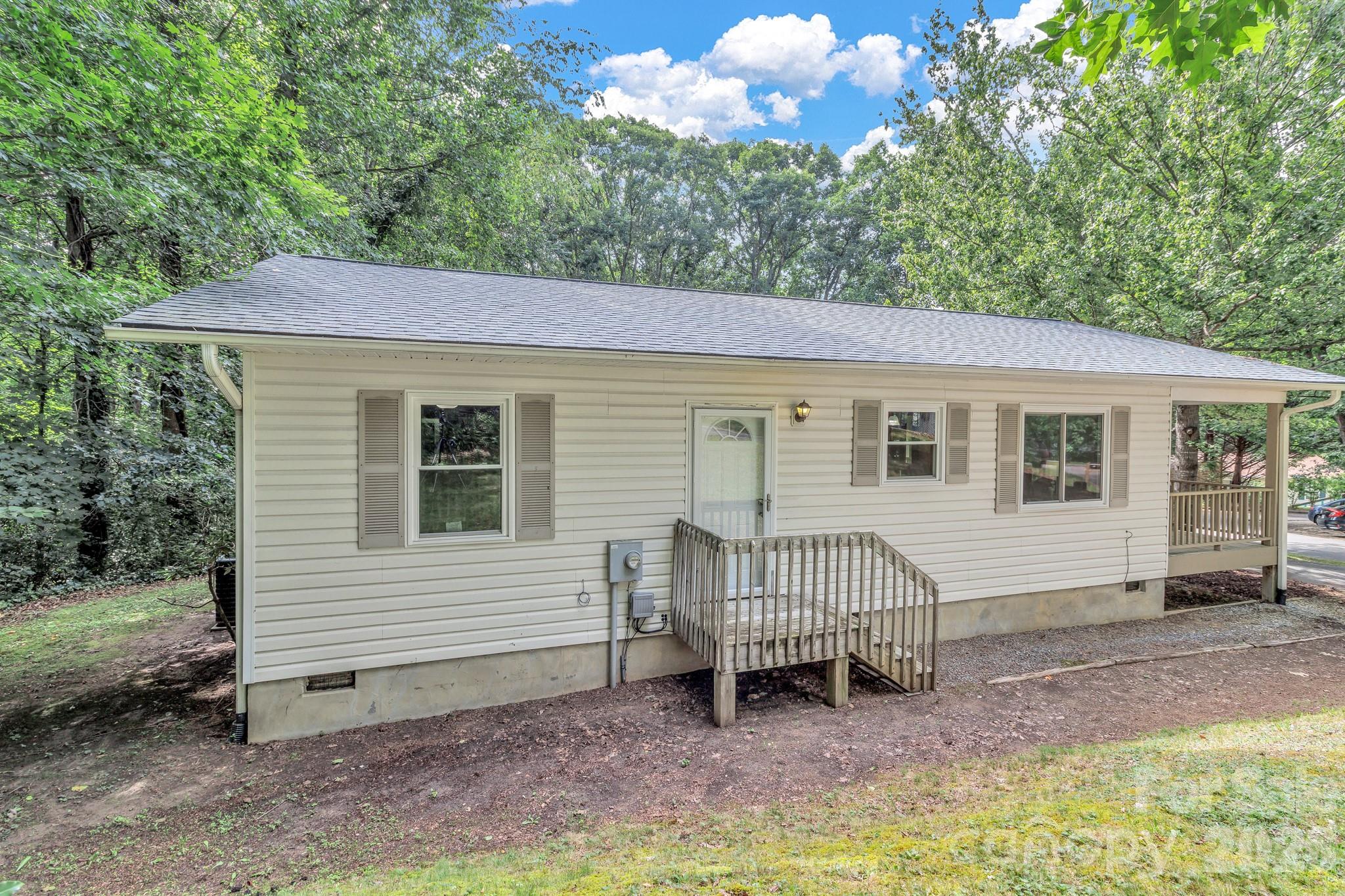 18 Mctindal Circle — Asheville
