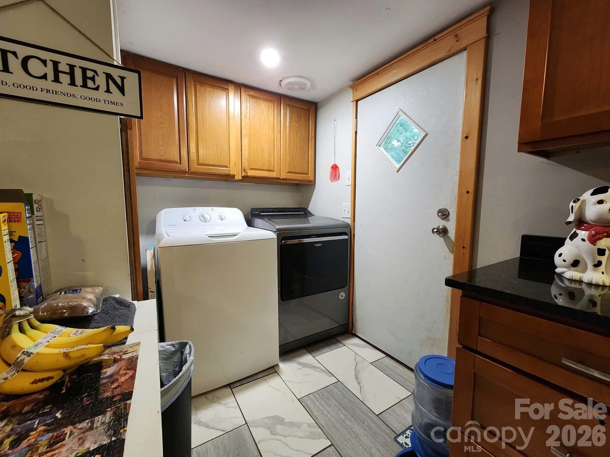 345 Hyatt Street — Waynesville