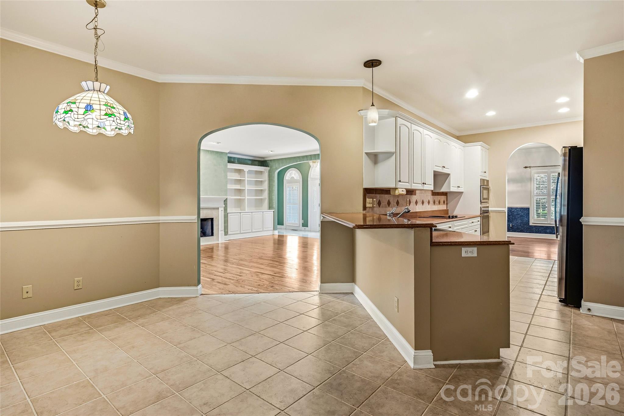 200 Teaberry Lane — Hendersonville