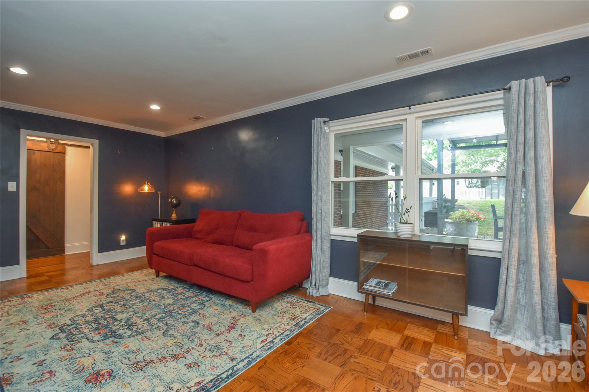 704 Lancaster Avenue — Monroe