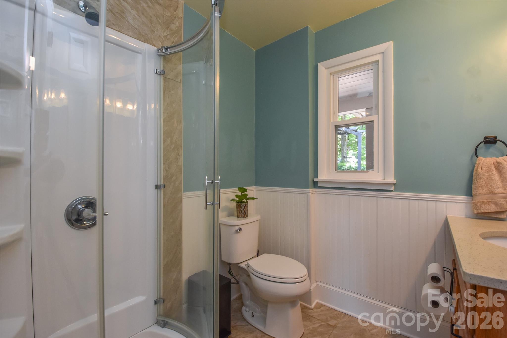 704 Lancaster Avenue — Monroe
