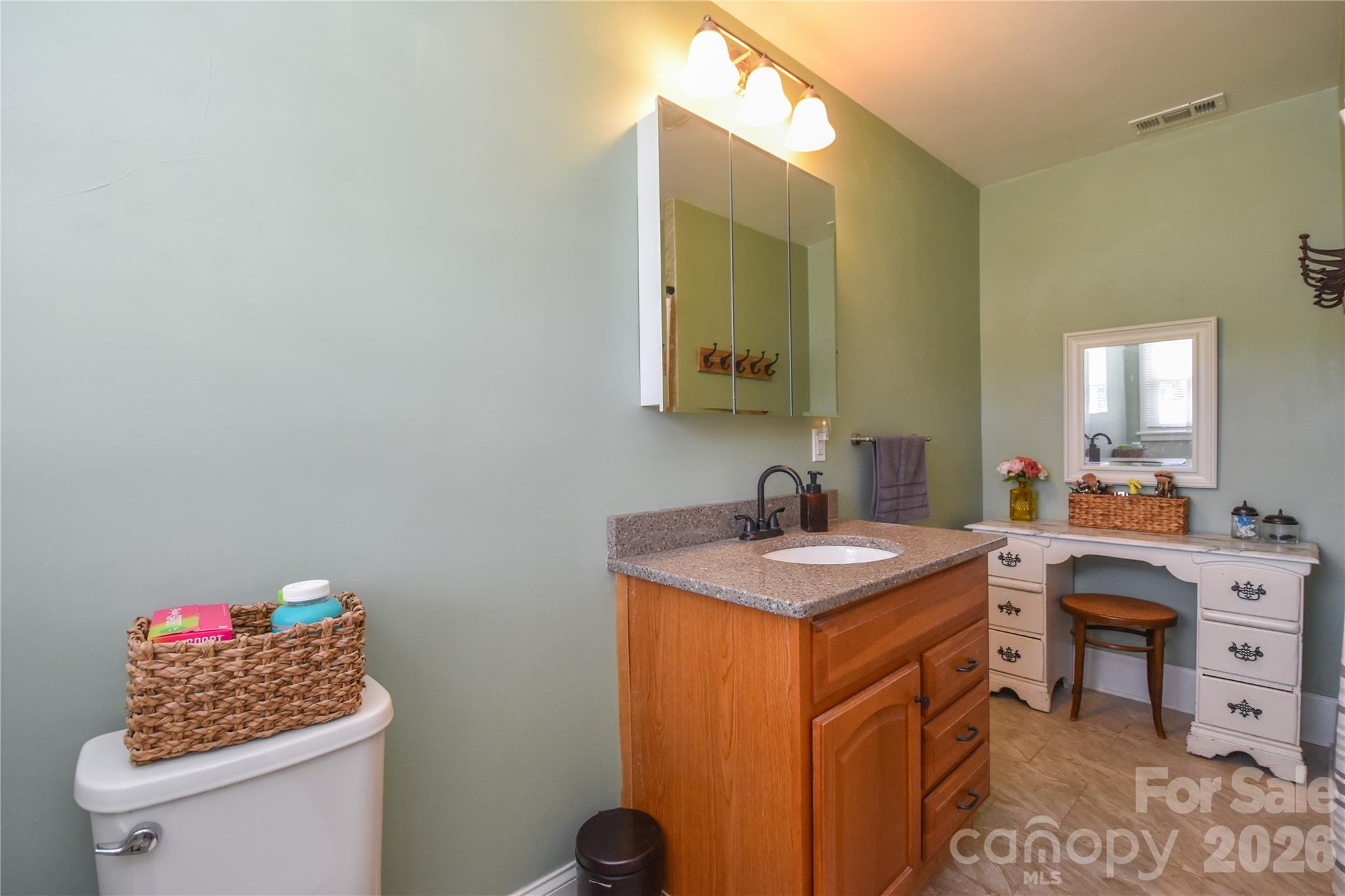 704 Lancaster Avenue — Monroe