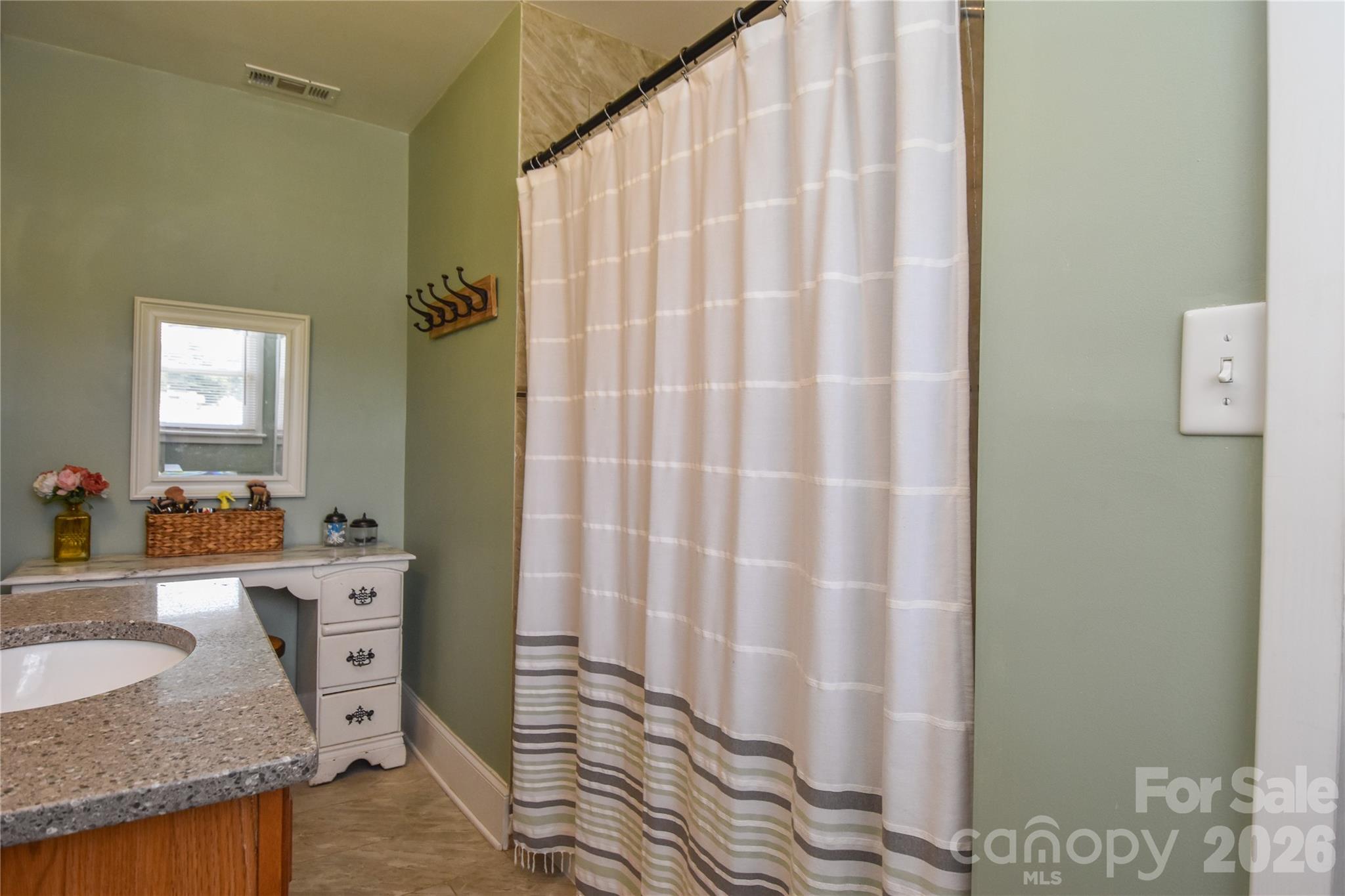 704 Lancaster Avenue — Monroe