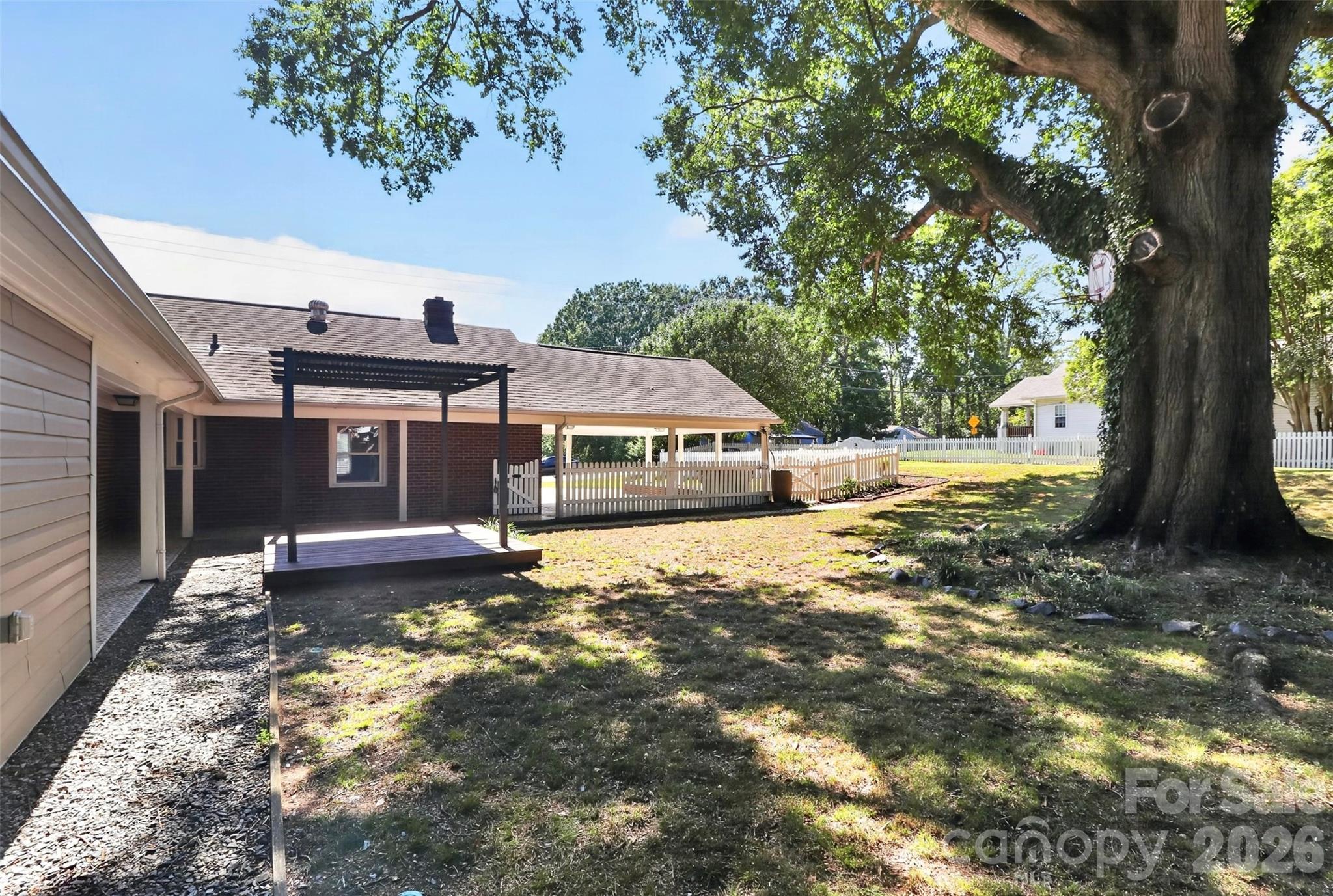 704 Lancaster Avenue — Monroe