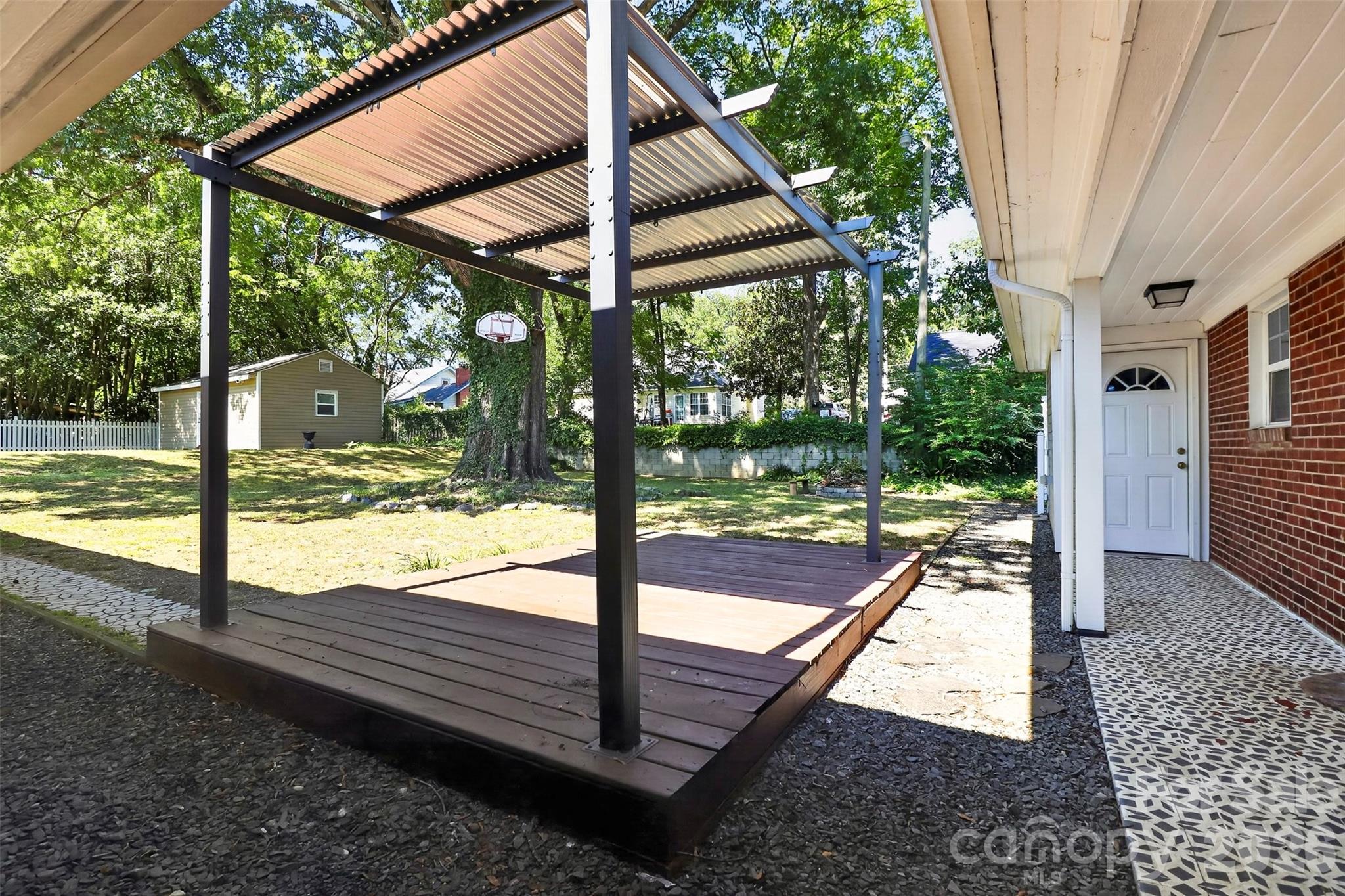 704 Lancaster Avenue — Monroe