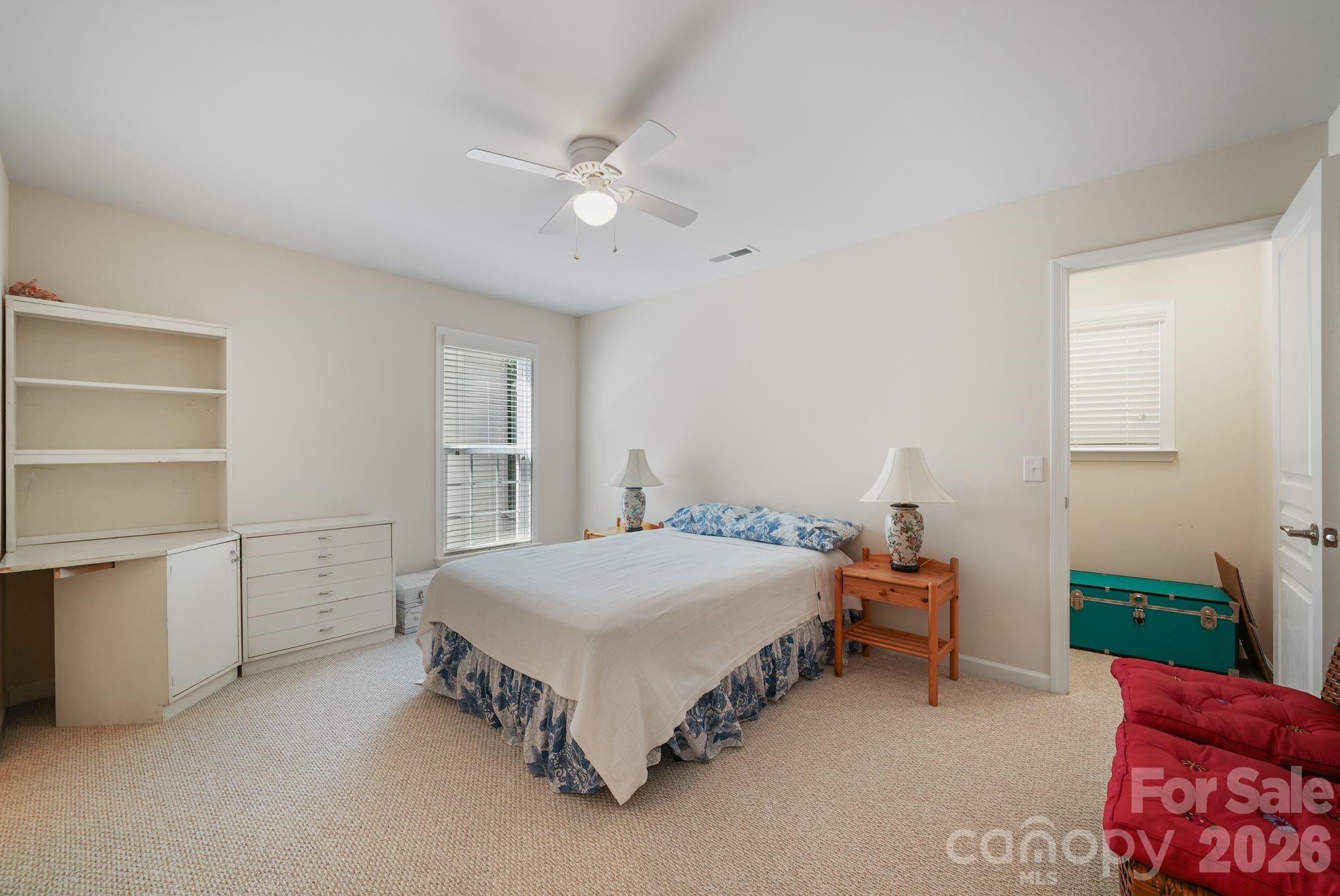 3845 Park South Station Boulevard — Charlotte