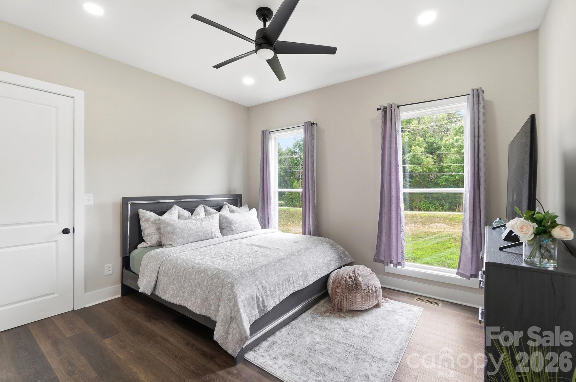 5028 Lewis Road — Gastonia