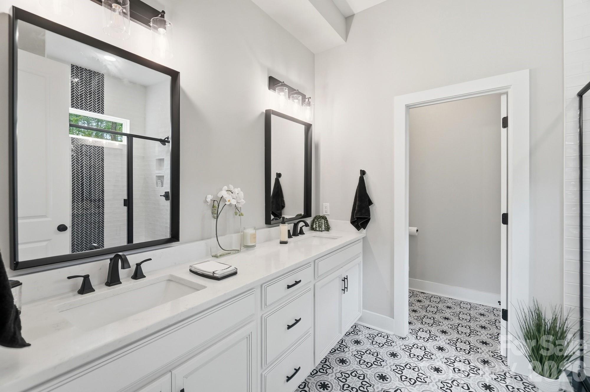 5028 Lewis Road — Gastonia