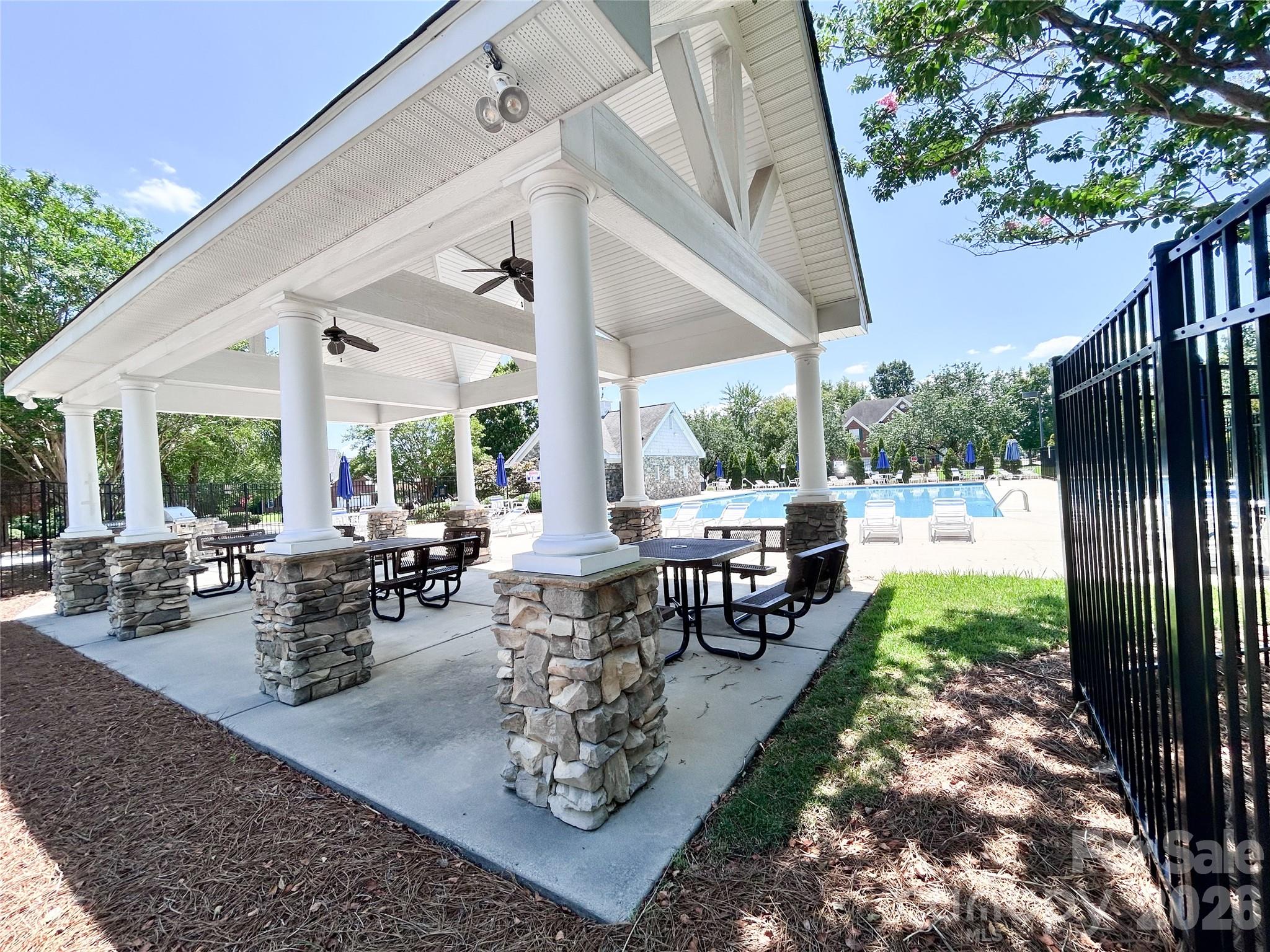 2127 Copperplate Road — Charlotte