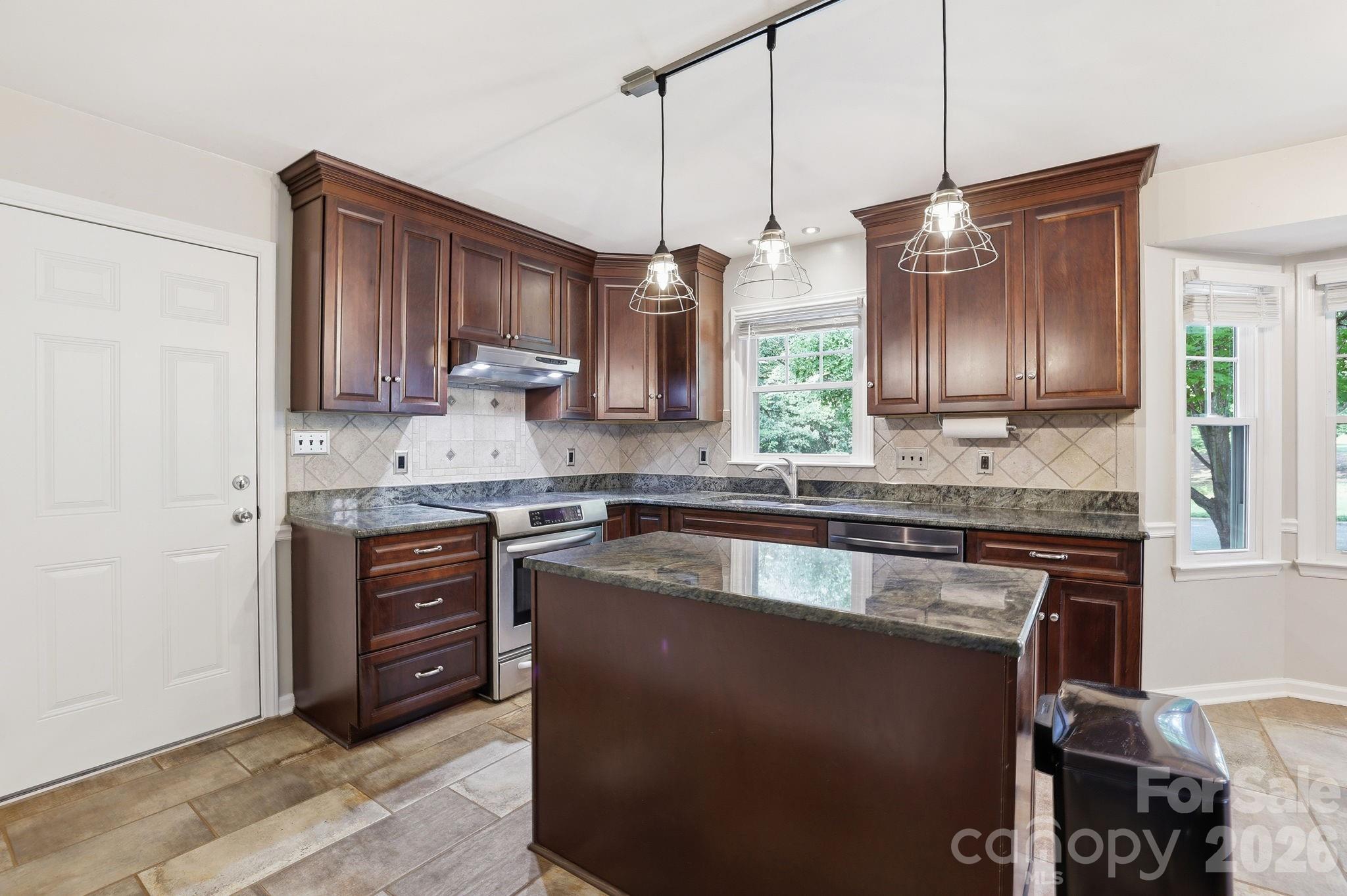 115 Southfork Drive — Belmont