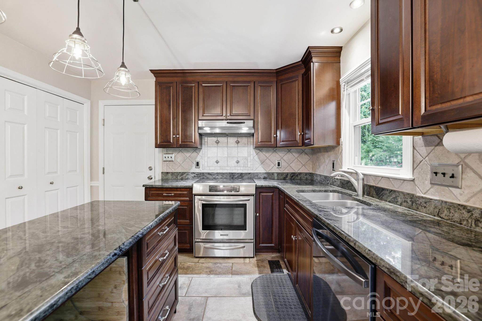 115 Southfork Drive — Belmont