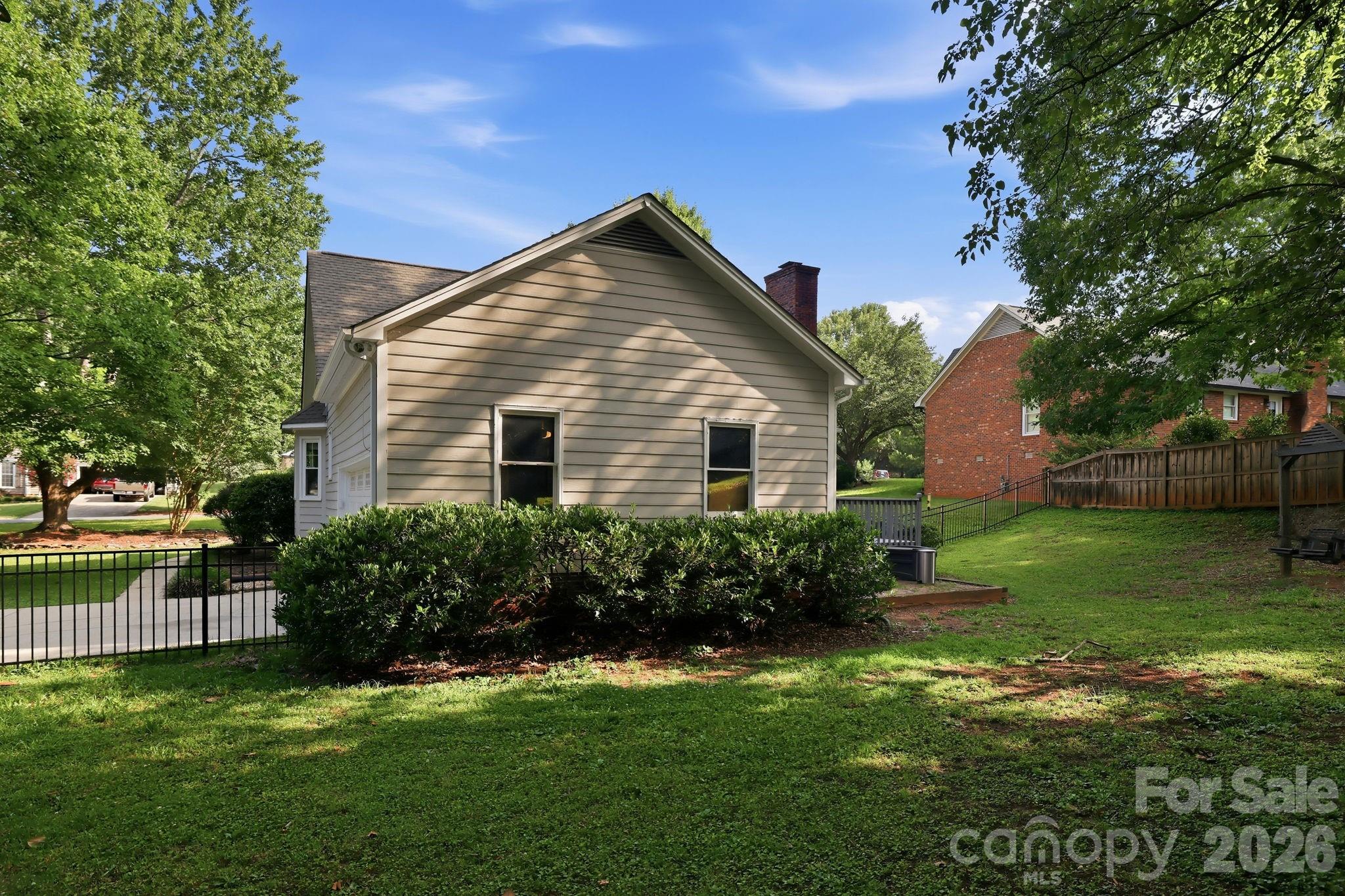 115 Southfork Drive — Belmont
