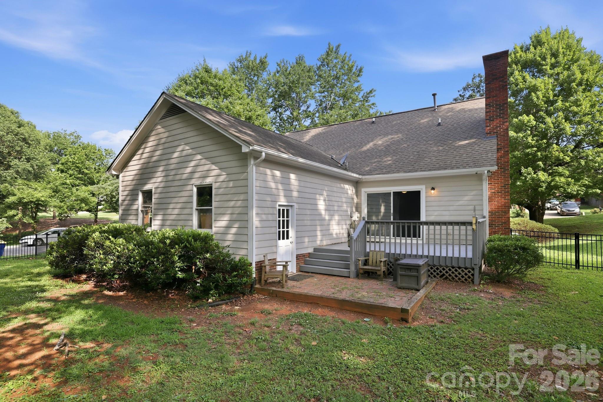 115 Southfork Drive — Belmont