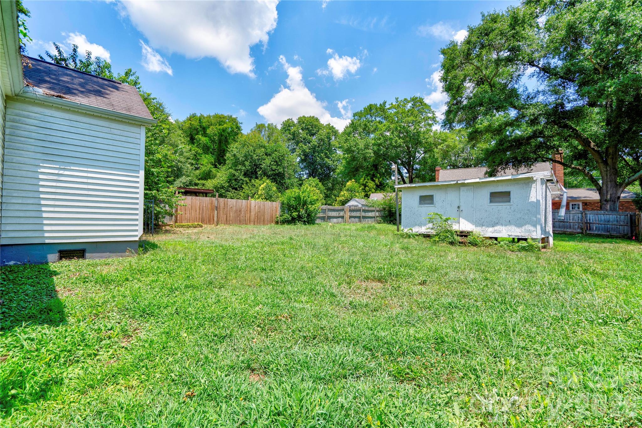 811 Kings Road — Shelby