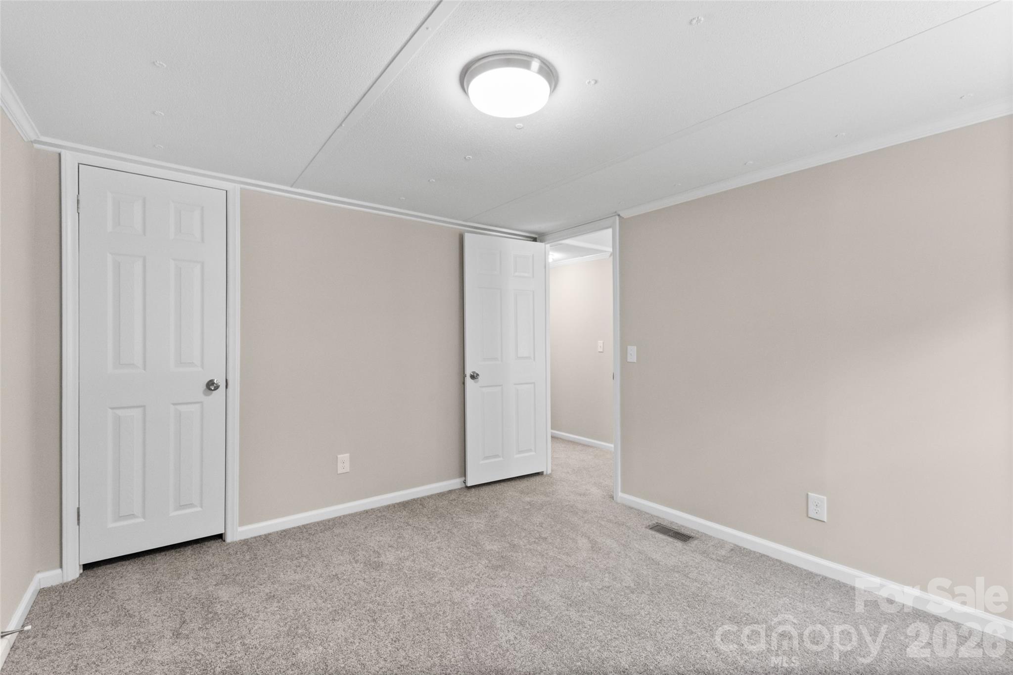 1882 Williams Circle — Lancaster