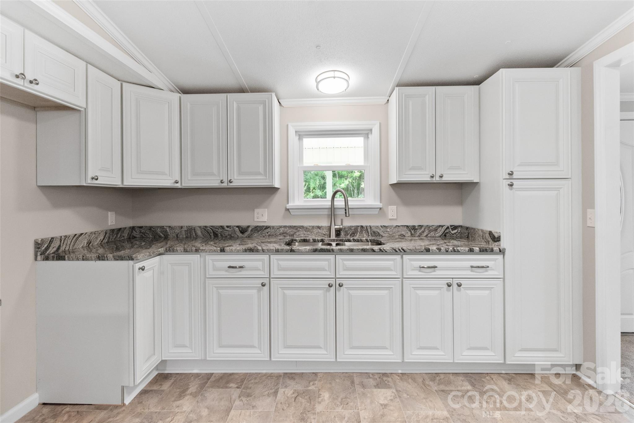 1882 Williams Circle — Lancaster