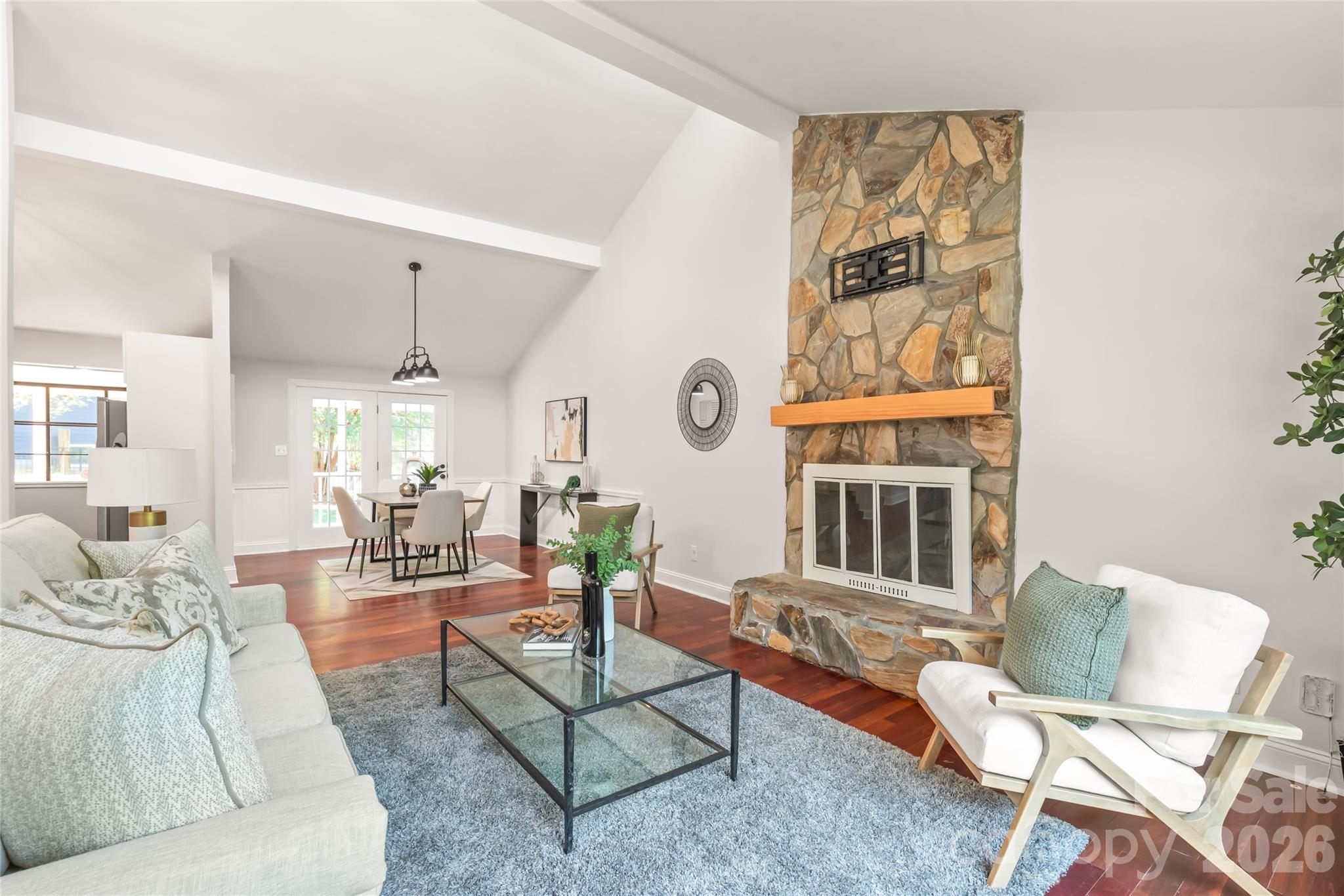 10129 Eagle Court — Charlotte