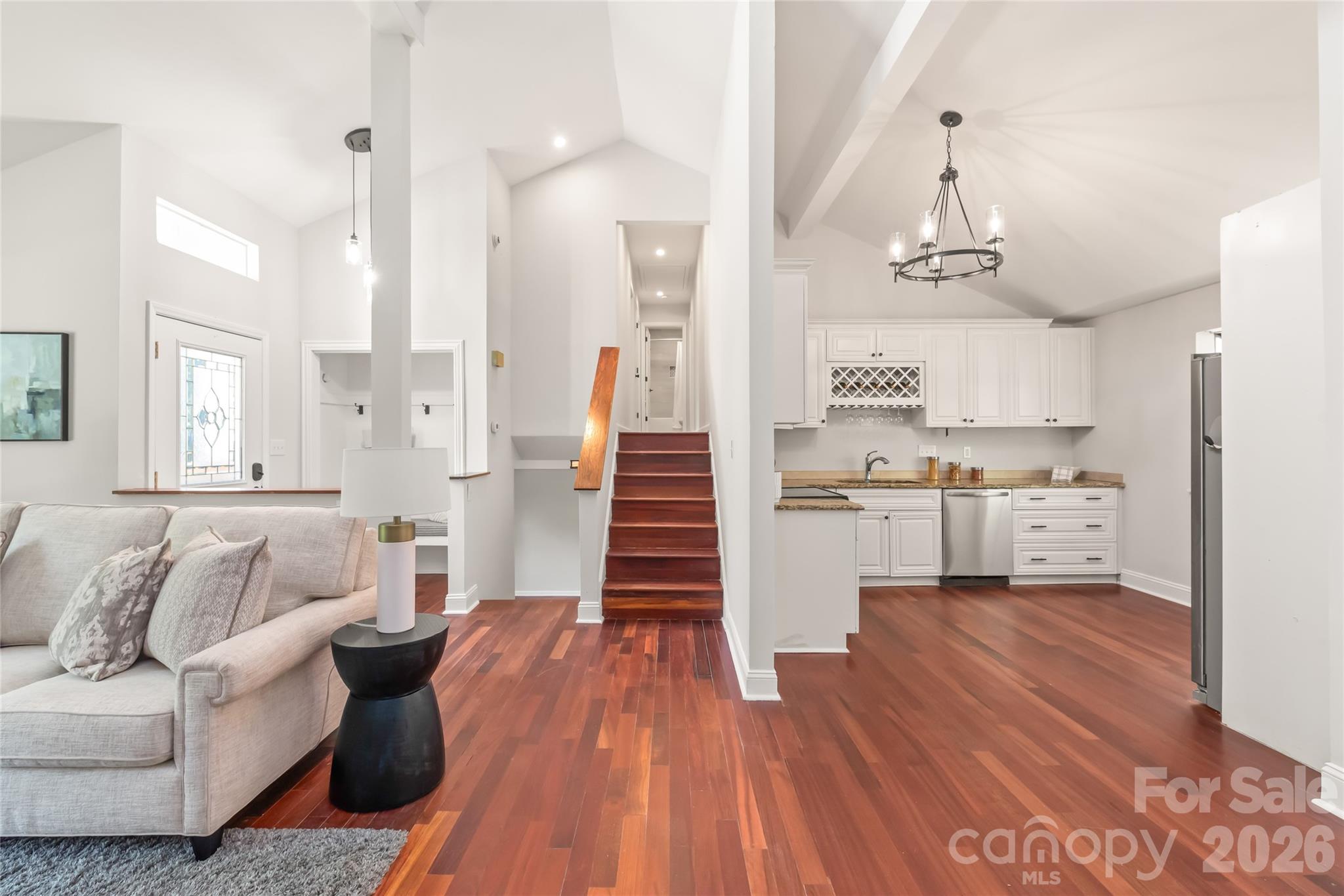 10129 Eagle Court — Charlotte