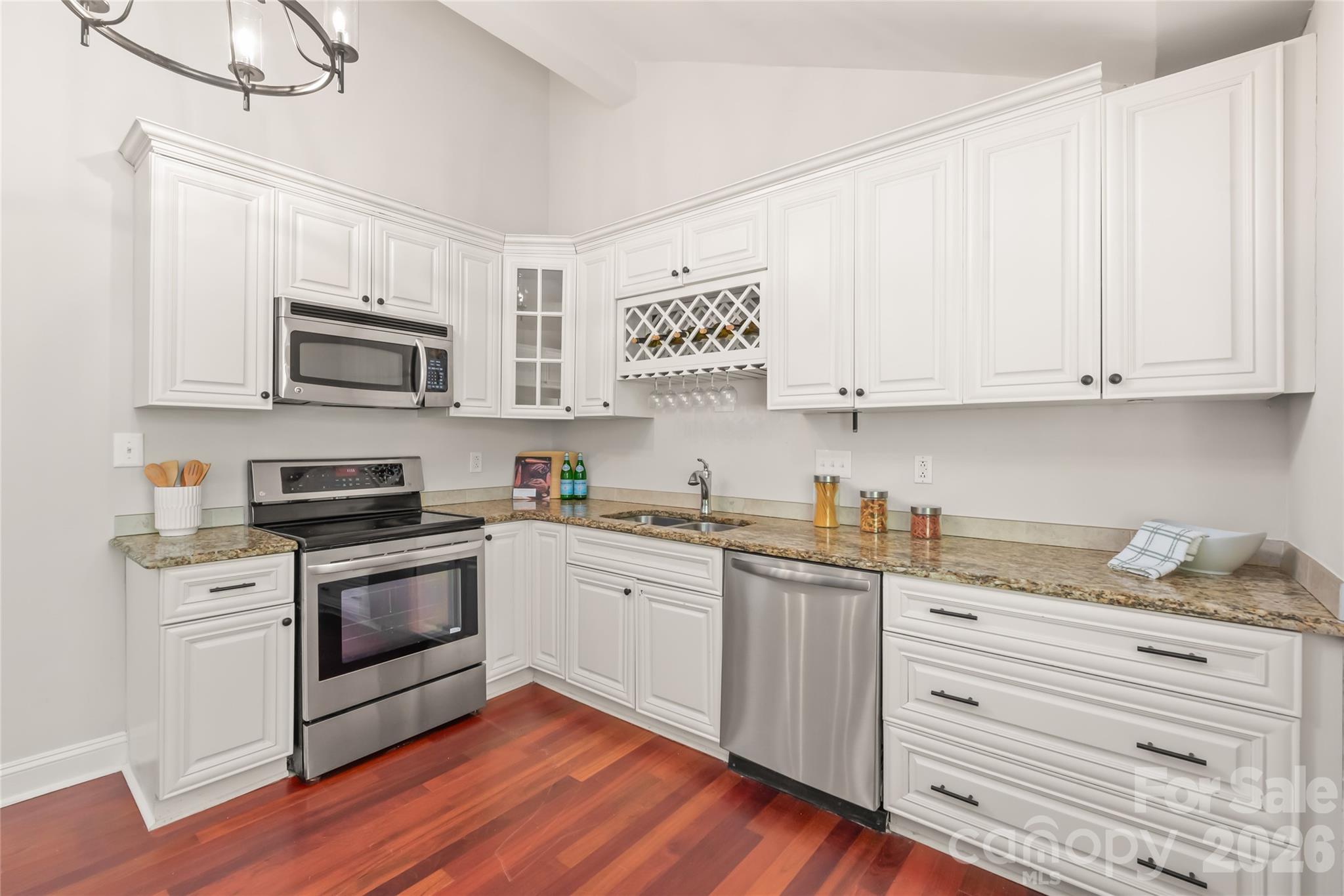 10129 Eagle Court — Charlotte