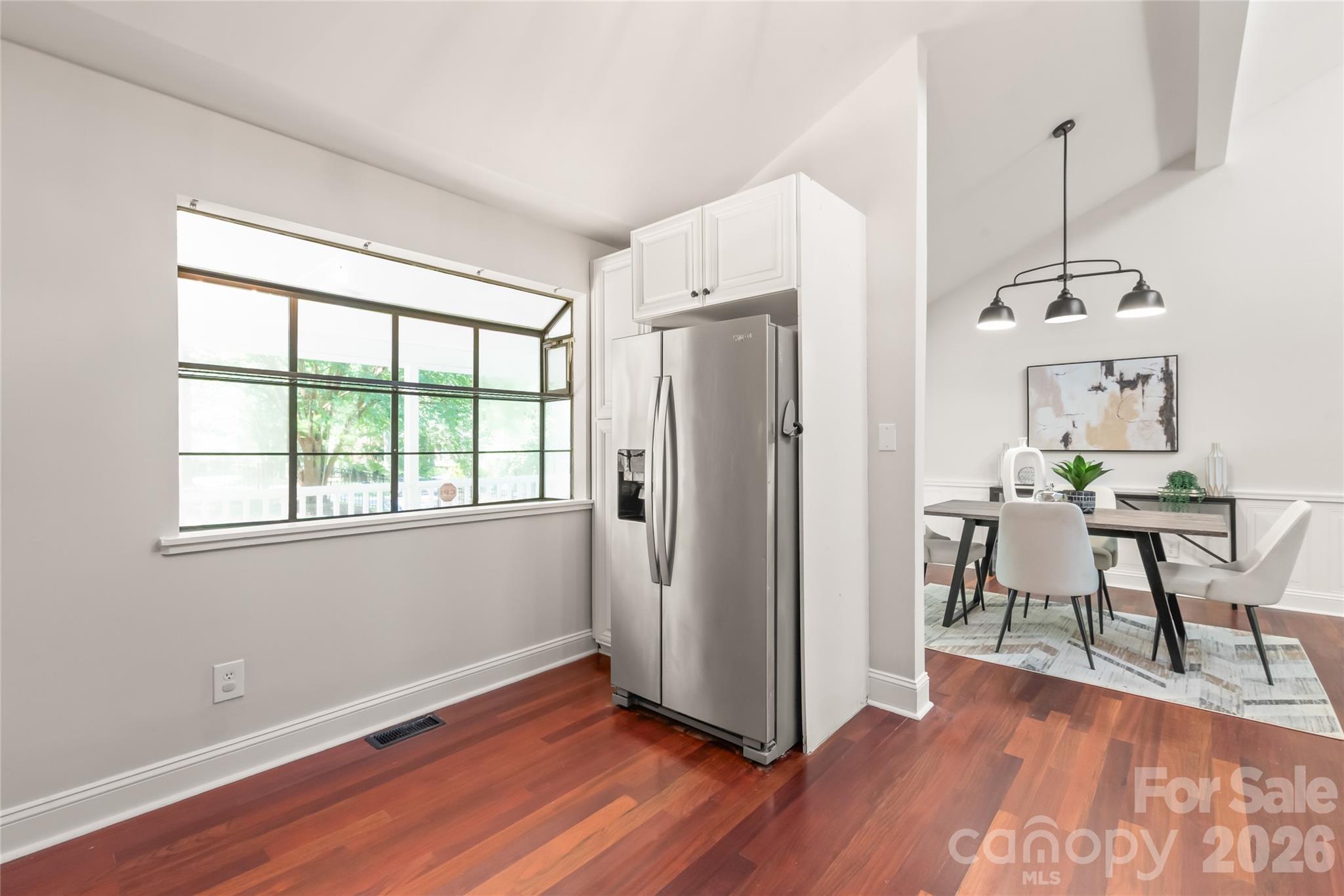 10129 Eagle Court — Charlotte