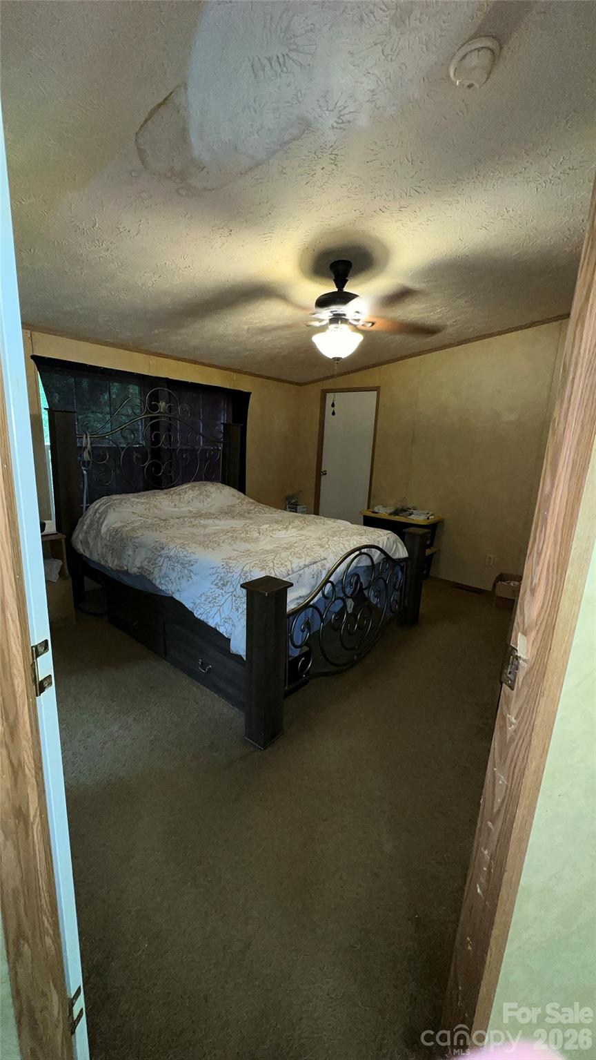 294 E Lester Lane — Hendersonville