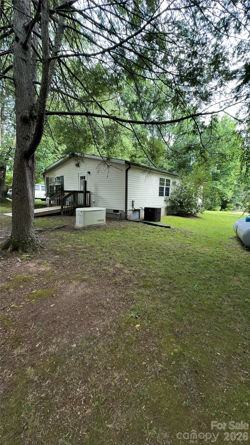 294 E Lester Lane — Hendersonville